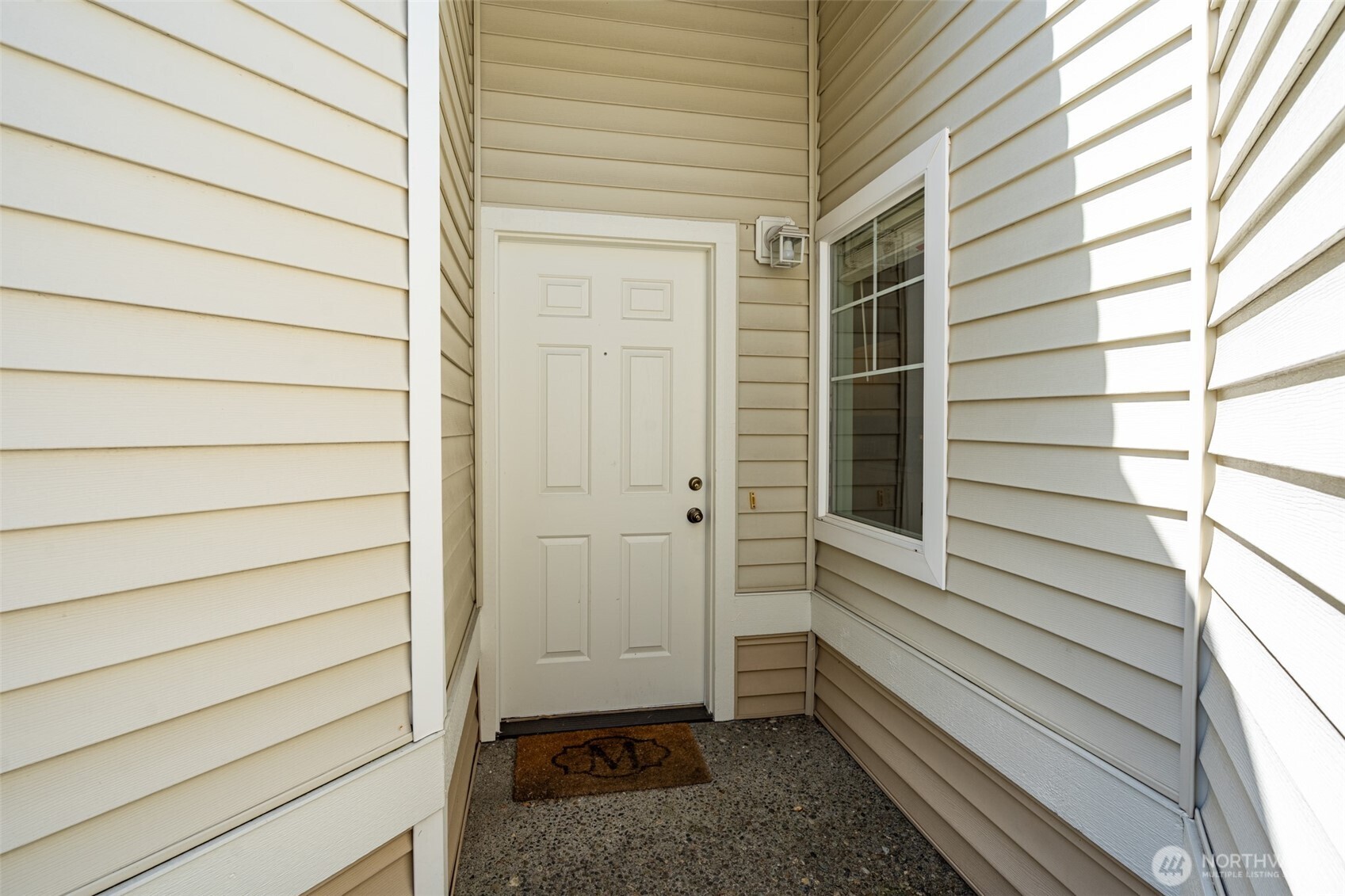 4304 S 220th Place Property Photo 5