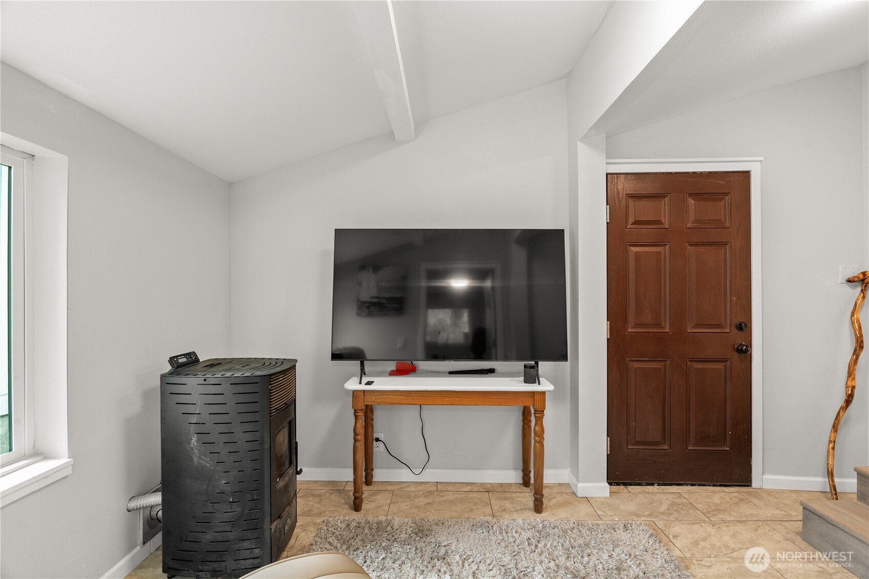 618 Randall Street Property Photo 14