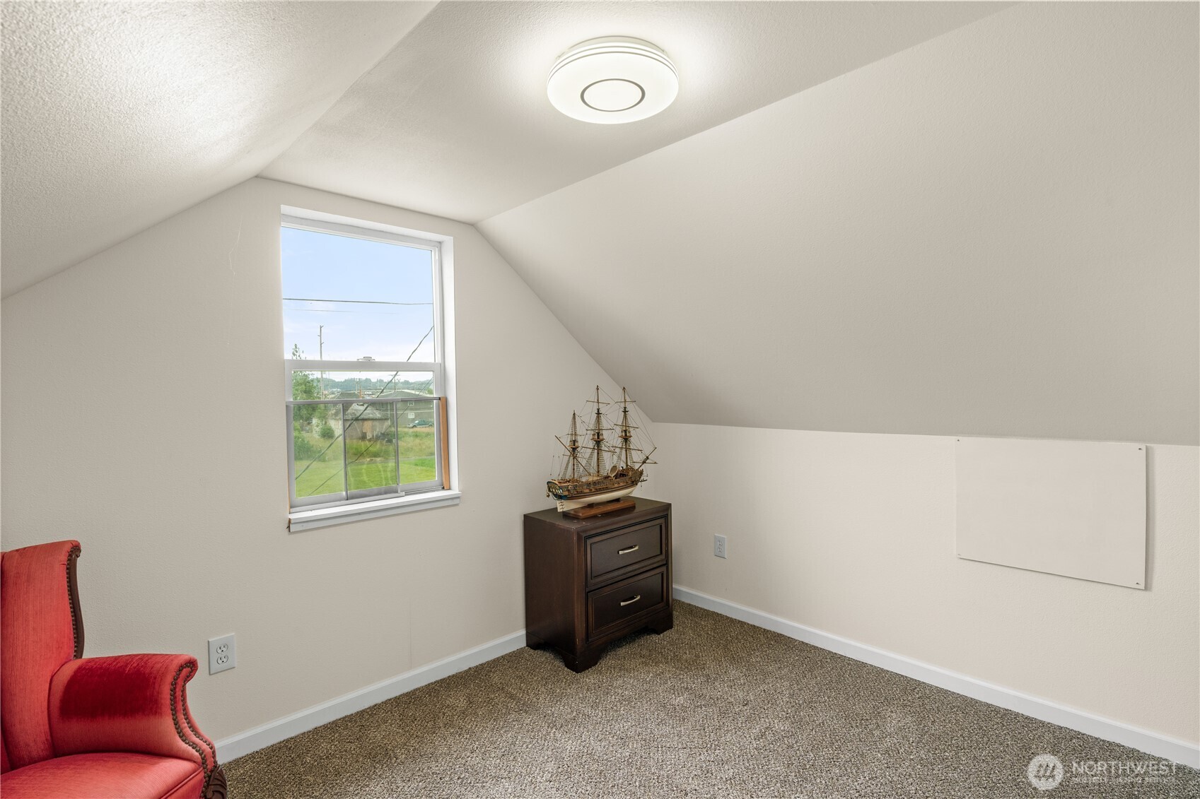 618 Randall Street Property Photo 21