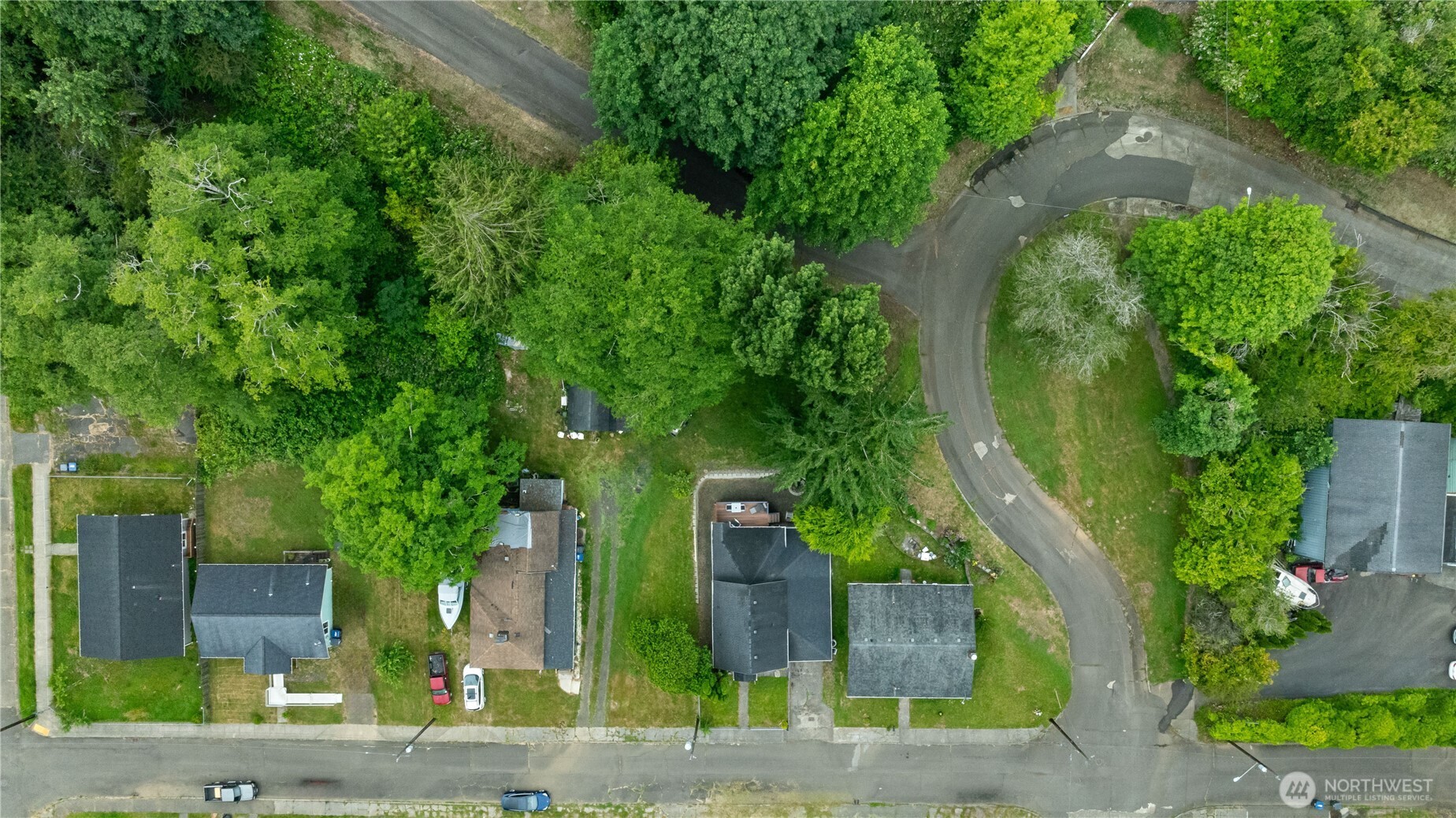 618 Randall Street Property Photo 27
