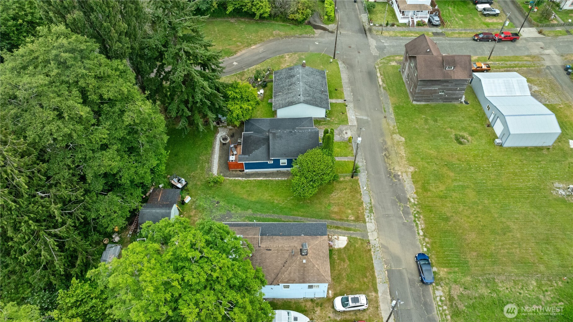 618 Randall Street Property Photo 29