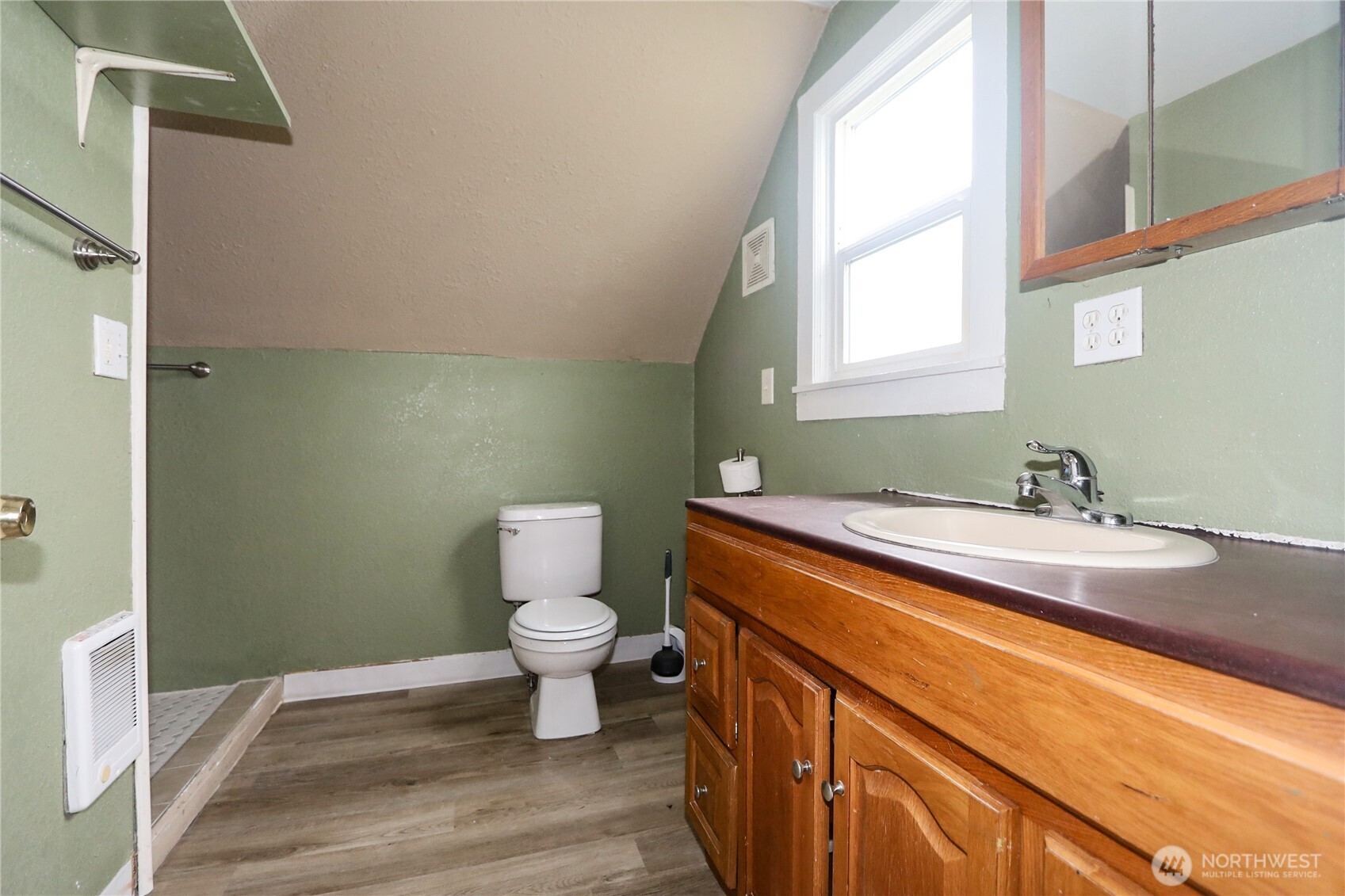 1111 Chenault Avenue Property Photo 15