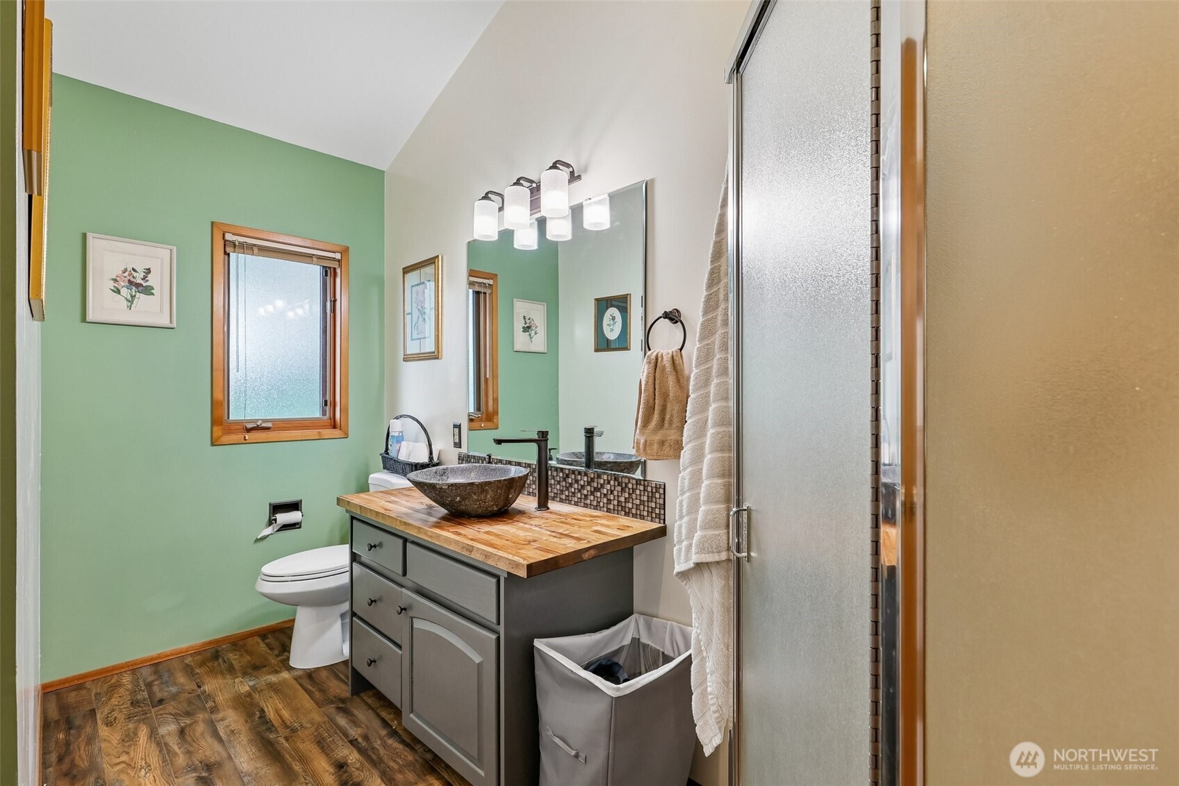 1834 Lake Drive Property Photo 16