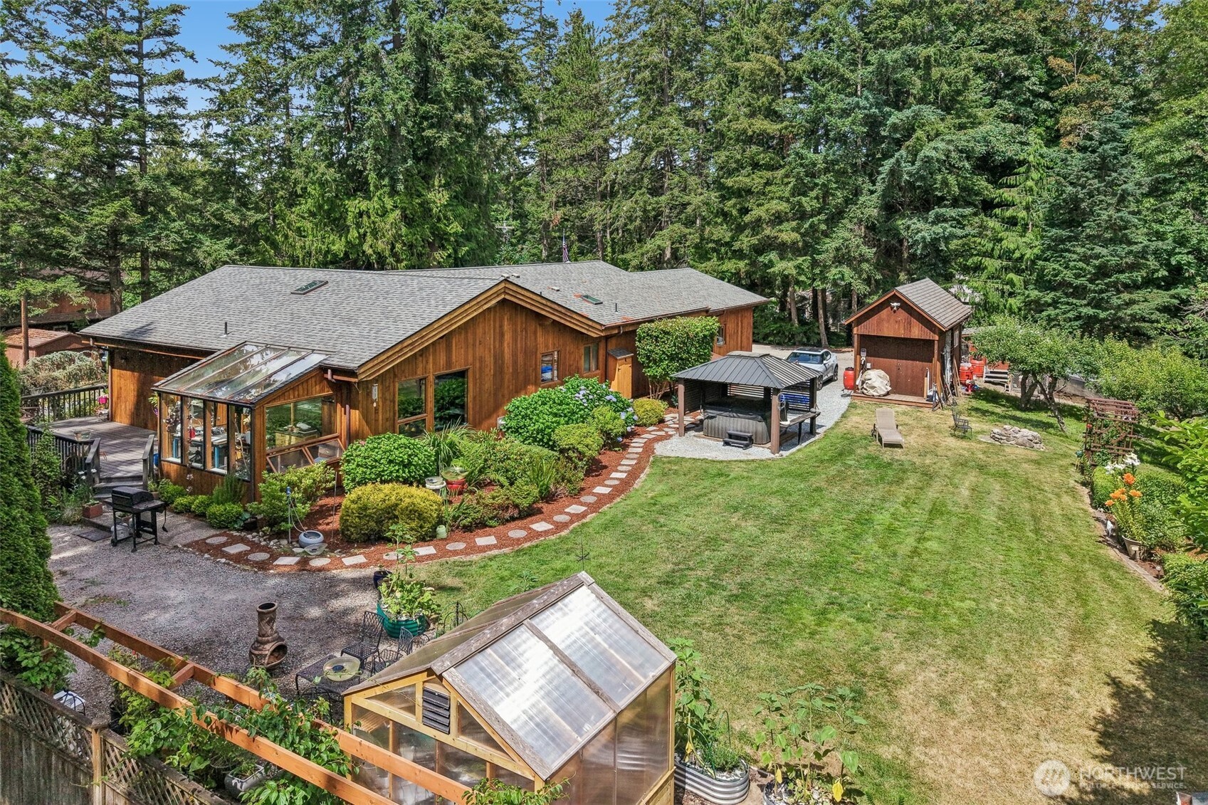 1834 Lake Drive Property Photo 33