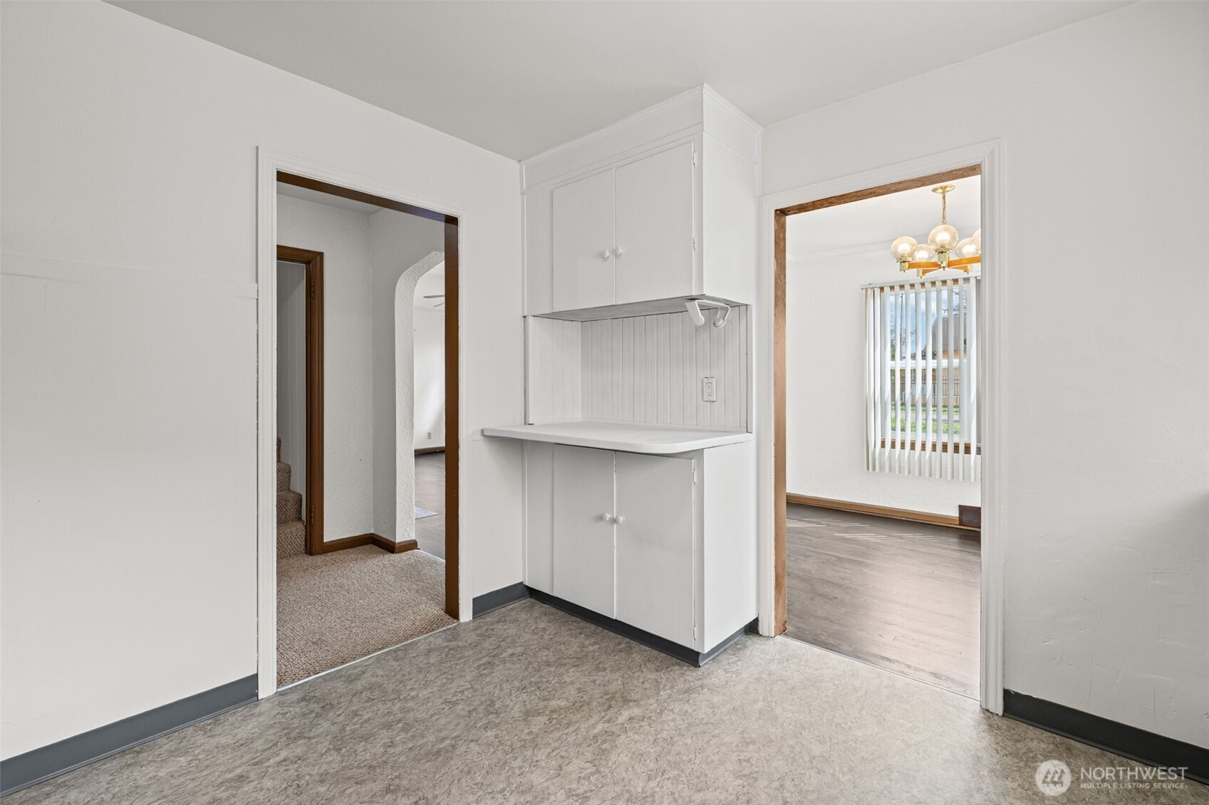 205 W Saar Street Property Photo 13
