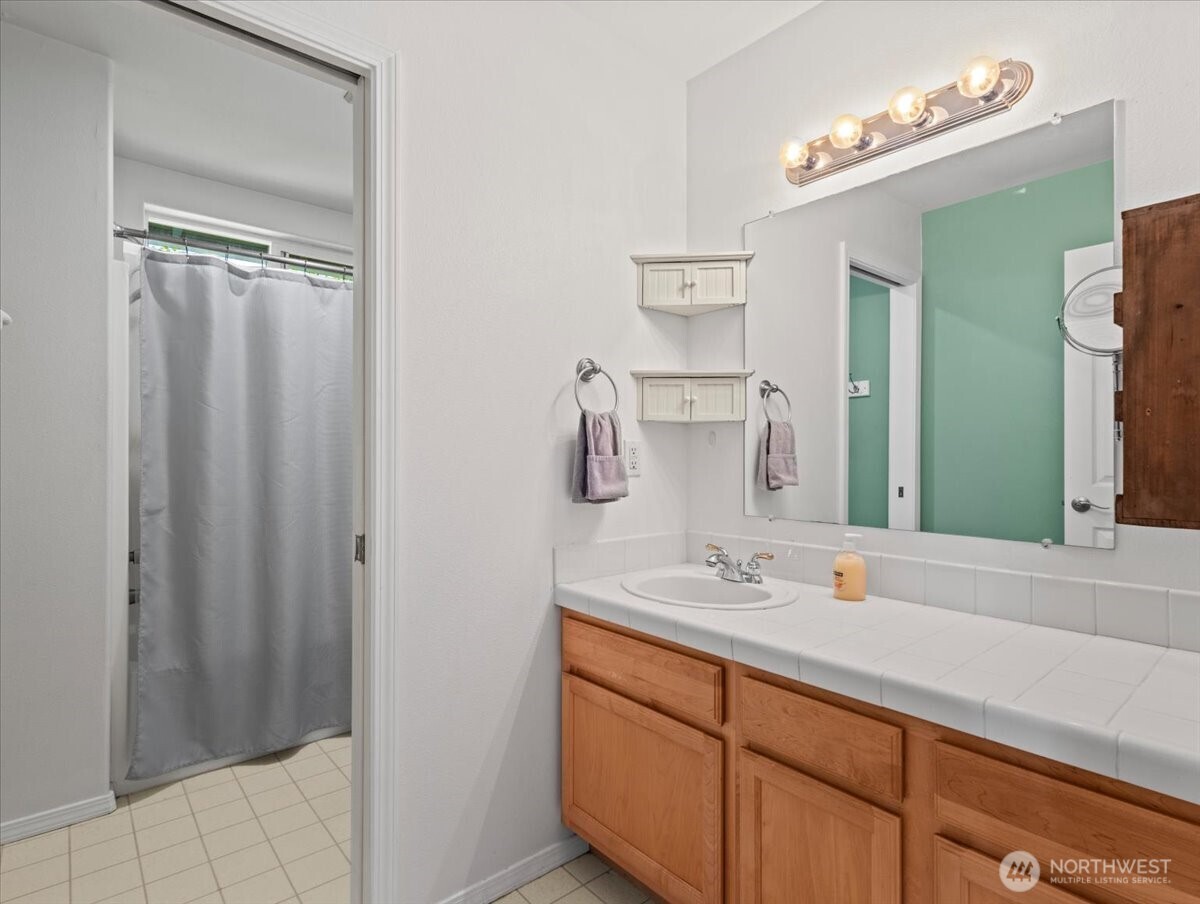 3032 Nw Julia Street Property Photo 6