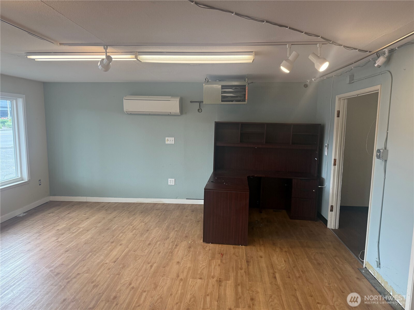 420 Auburn Way Property Photo 13