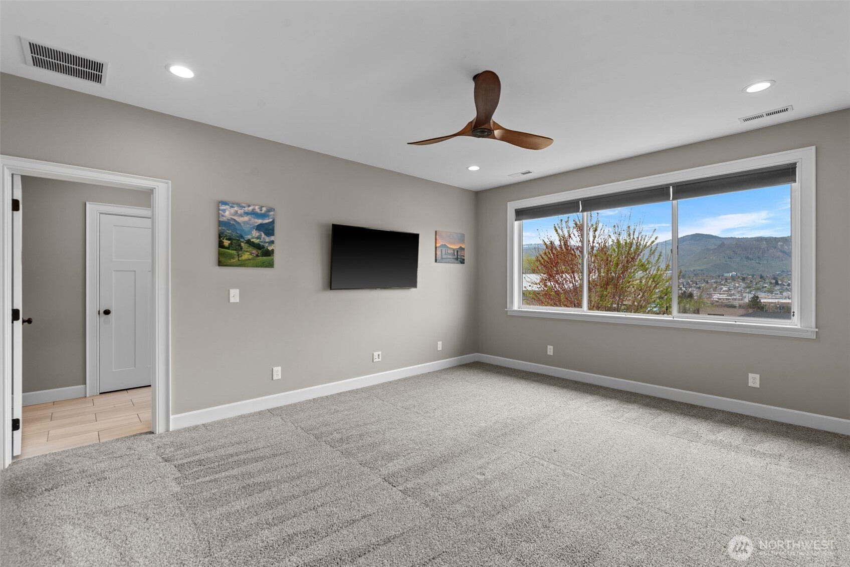 1032 Corum Circle Property Photo 20