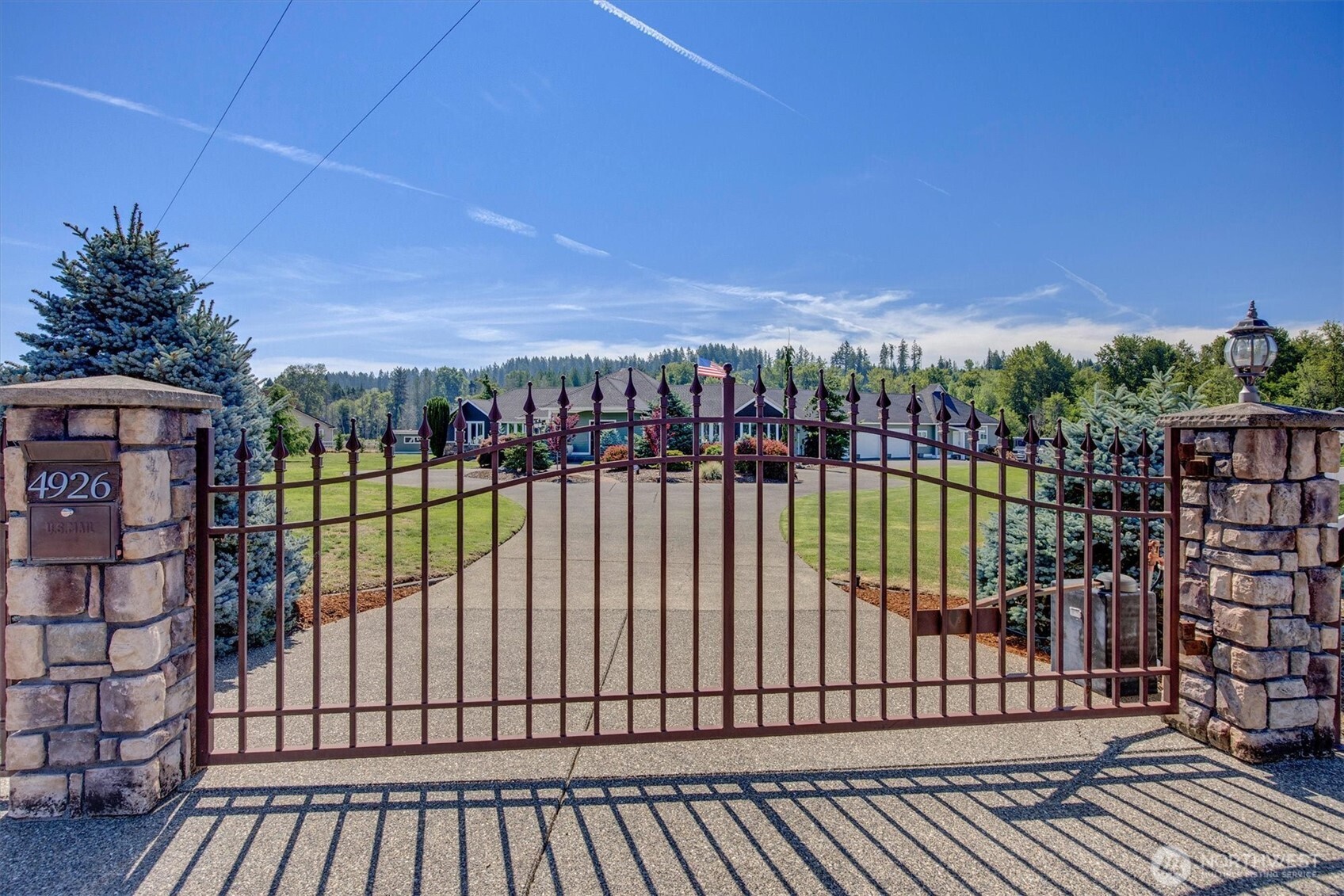 4926 268th Street Property Photo 2