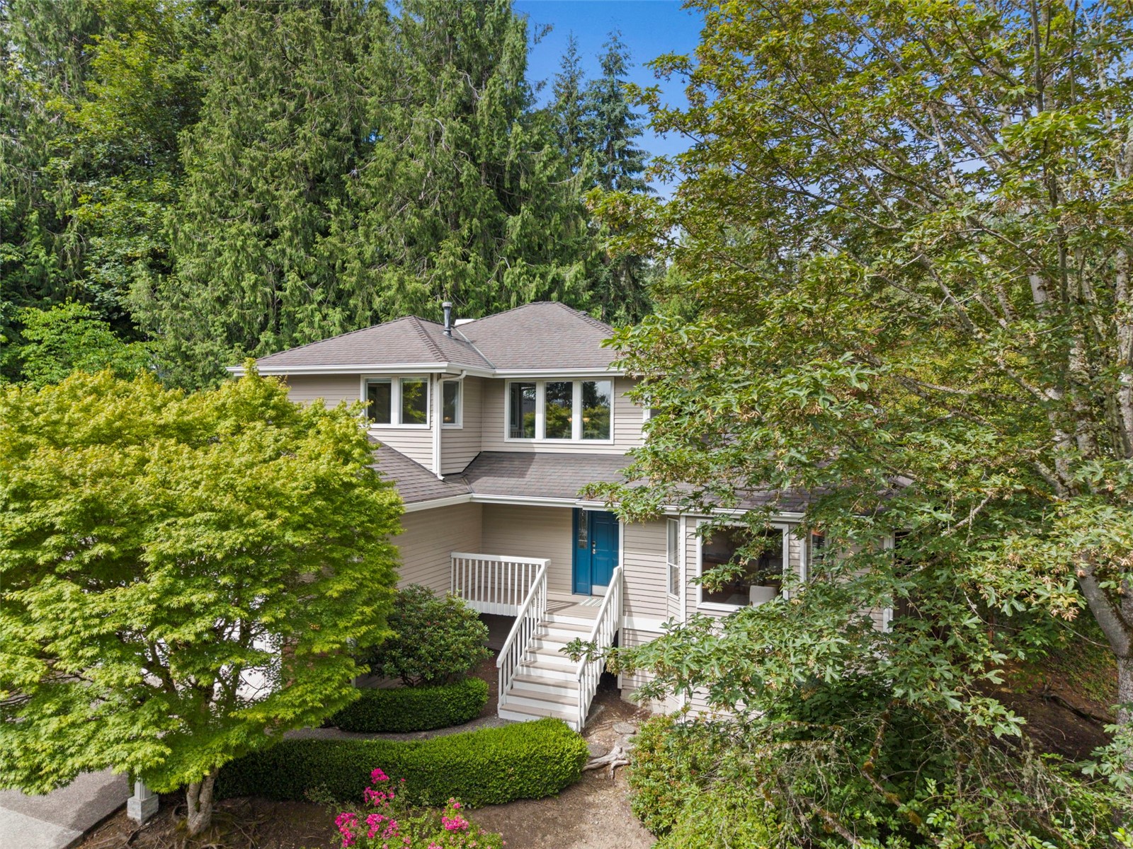 1819 221st Place Property Photo 5