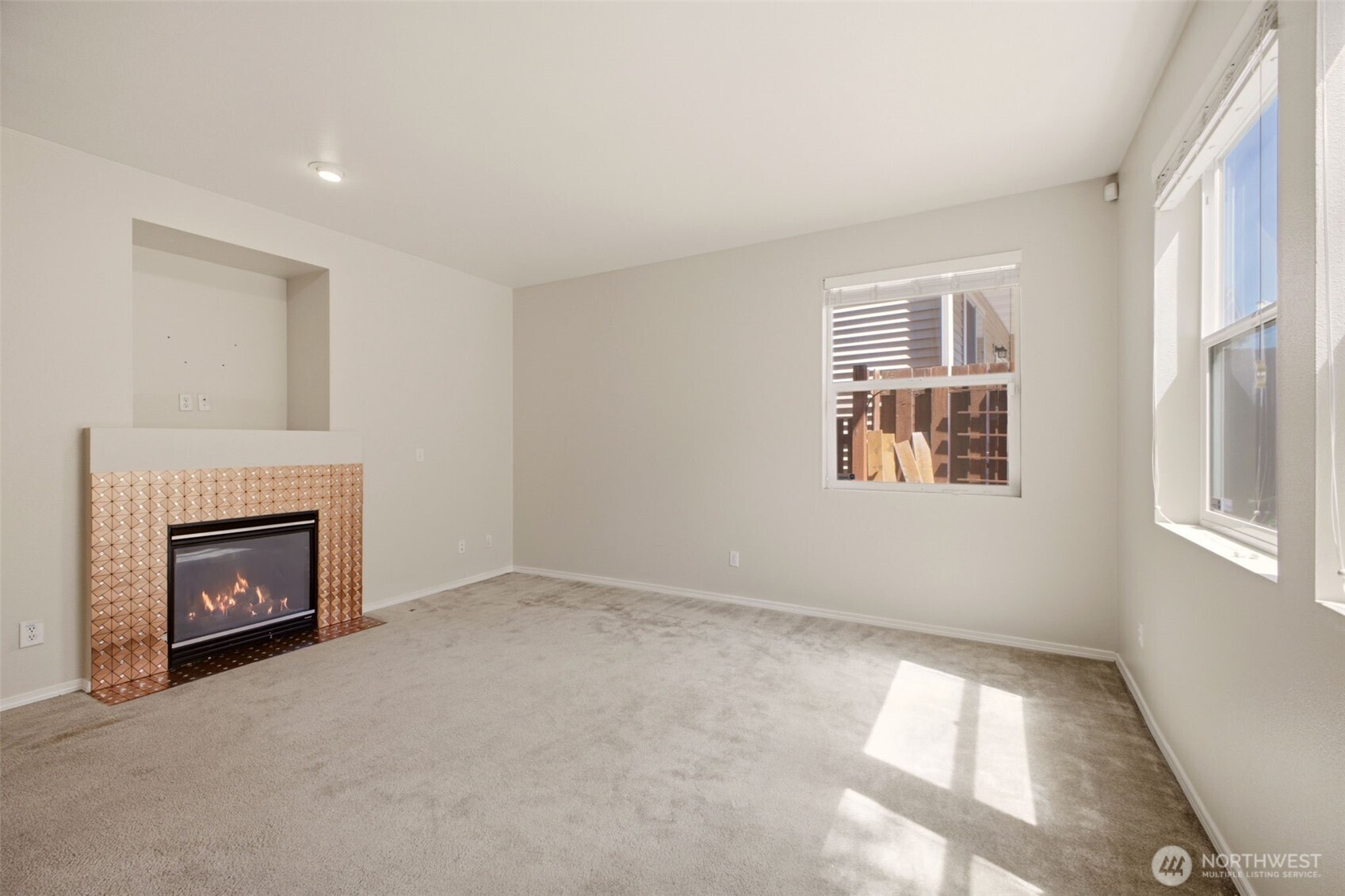 630 Se 67th Lane Property Photo 4