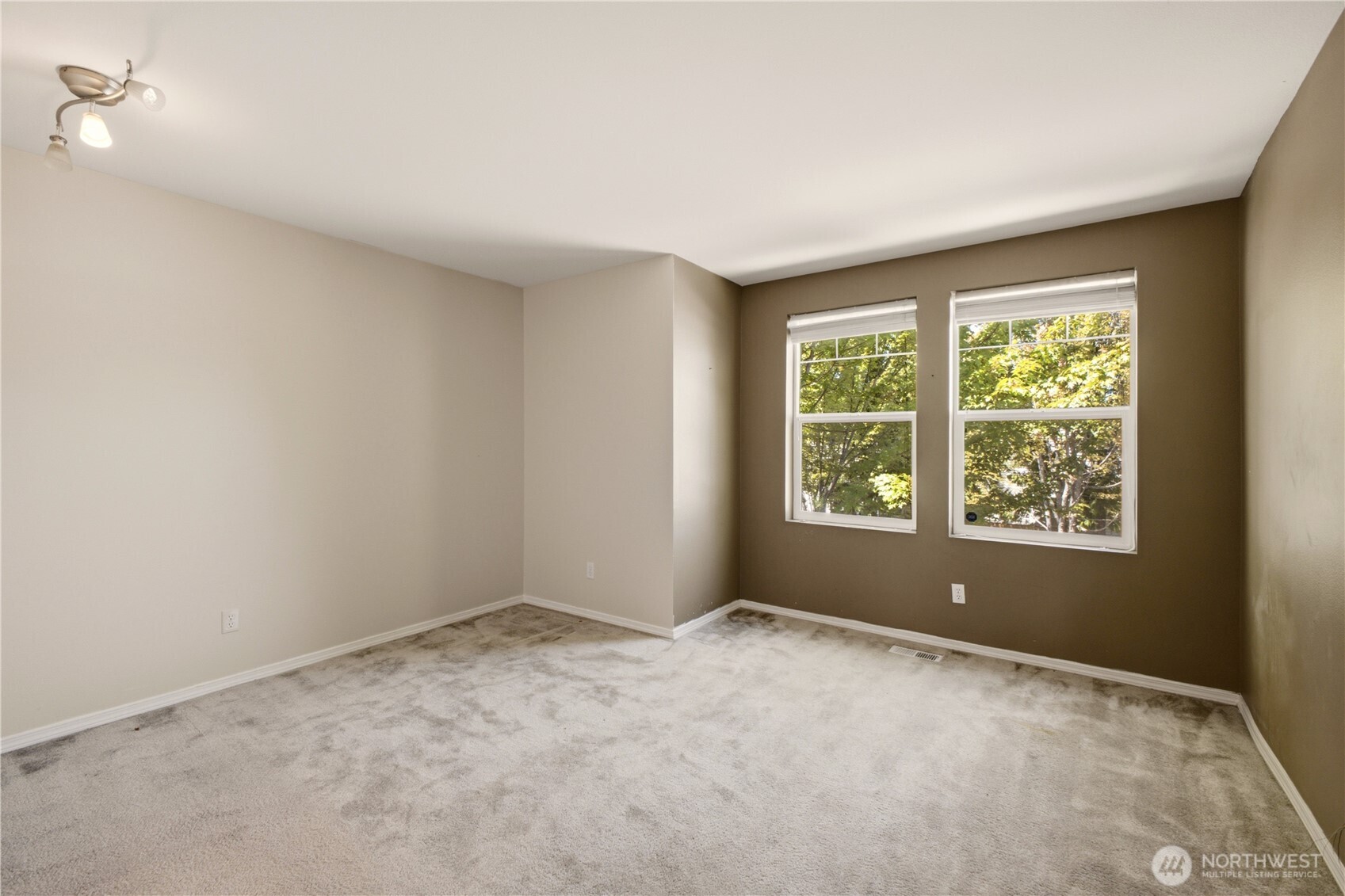 630 Se 67th Lane Property Photo 15