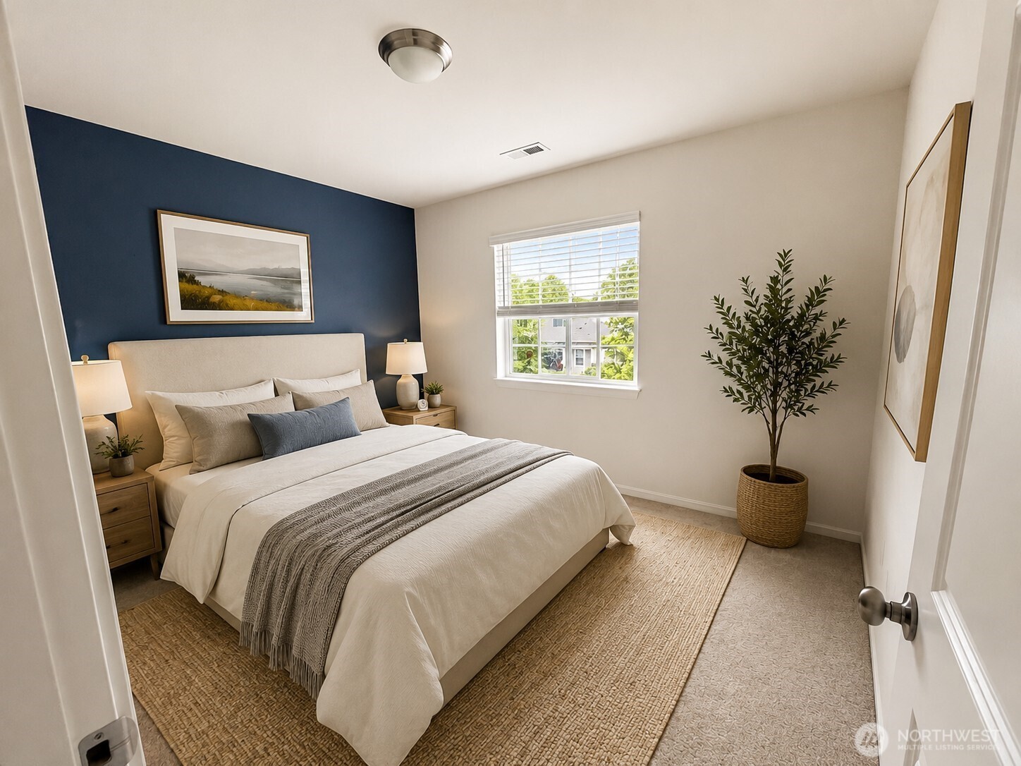 9135 Silverspot Drive Property Photo 18