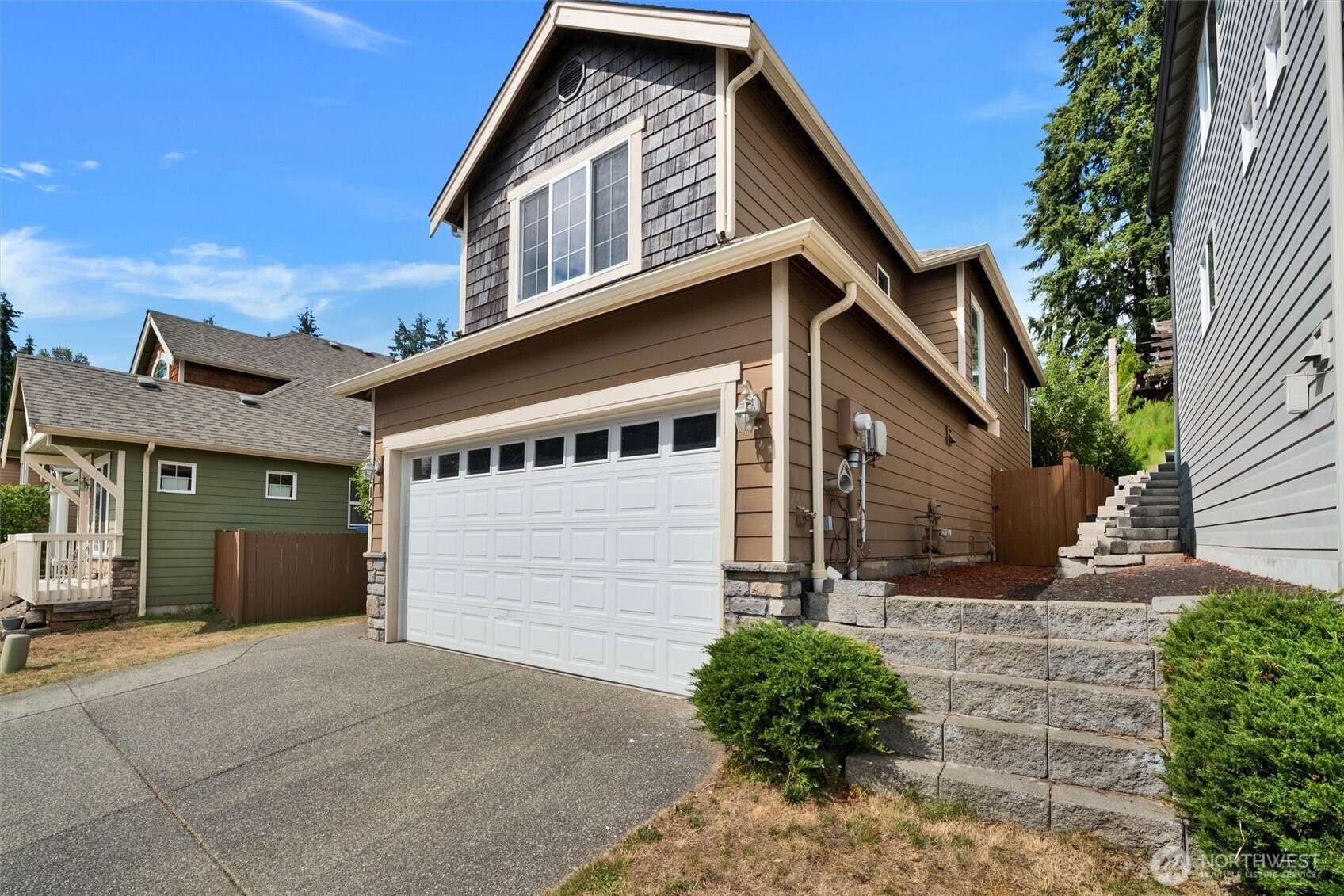 2125 131st Place Property Photo 2