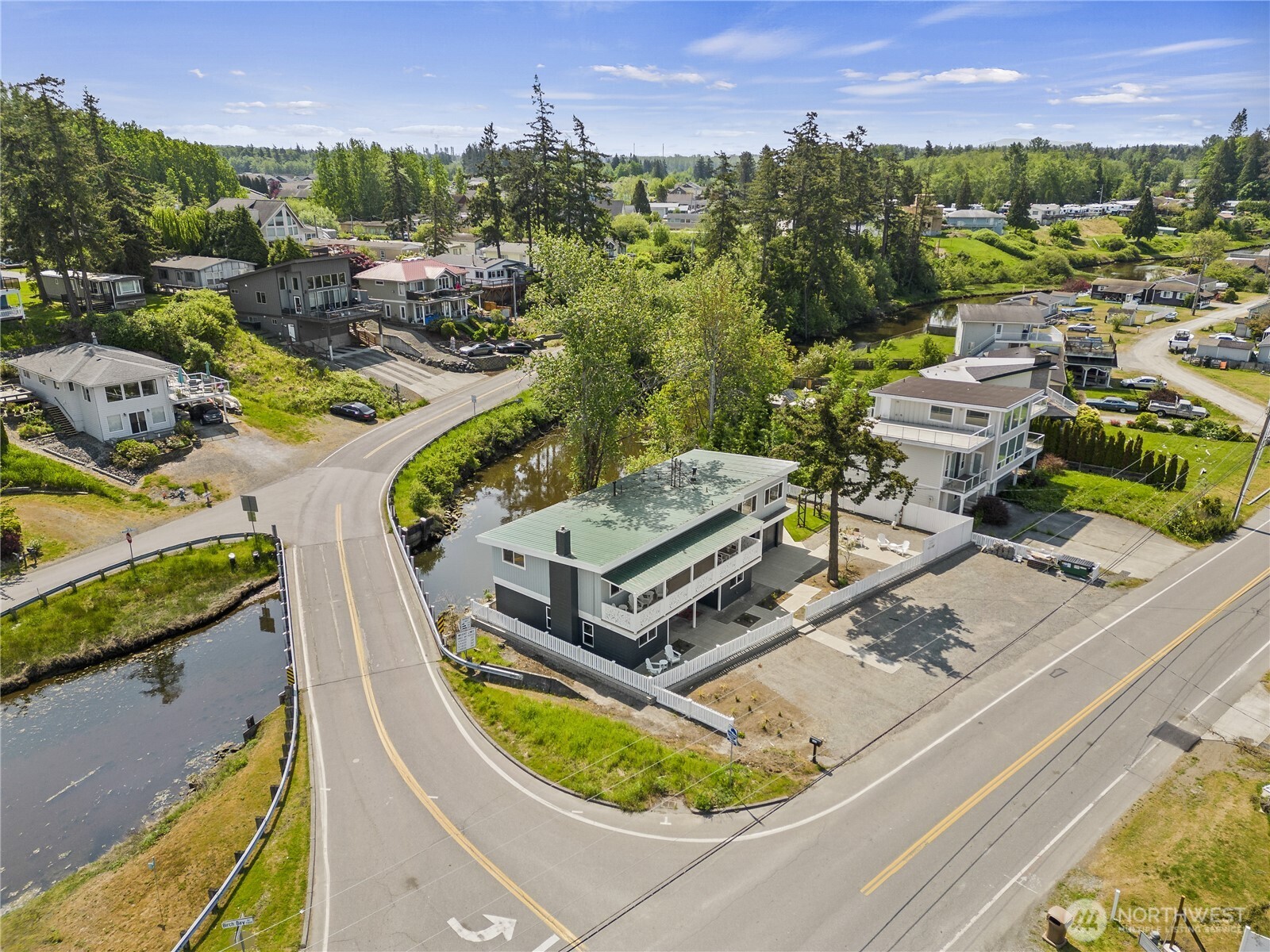 7456 Birch Bay Drive Property Photo 7