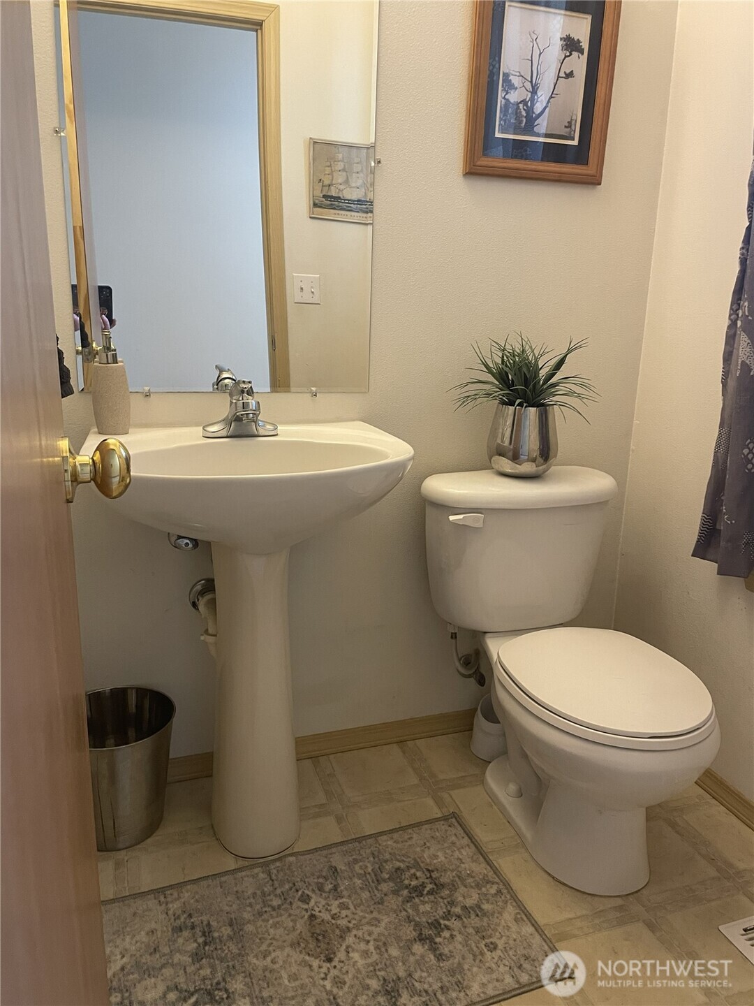 11712 10th Avenue Property Photo 7