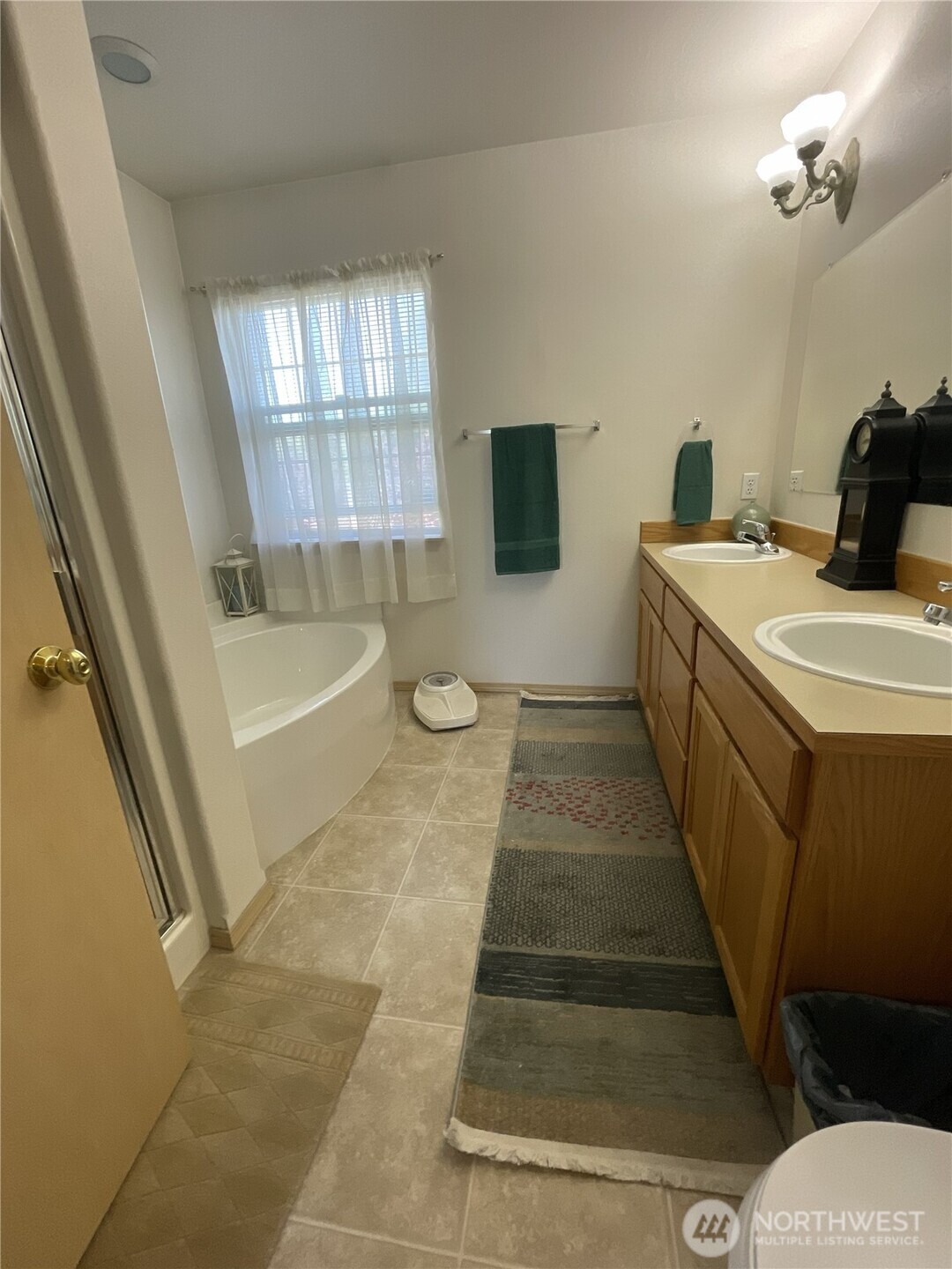 11712 10th Avenue Property Photo 11