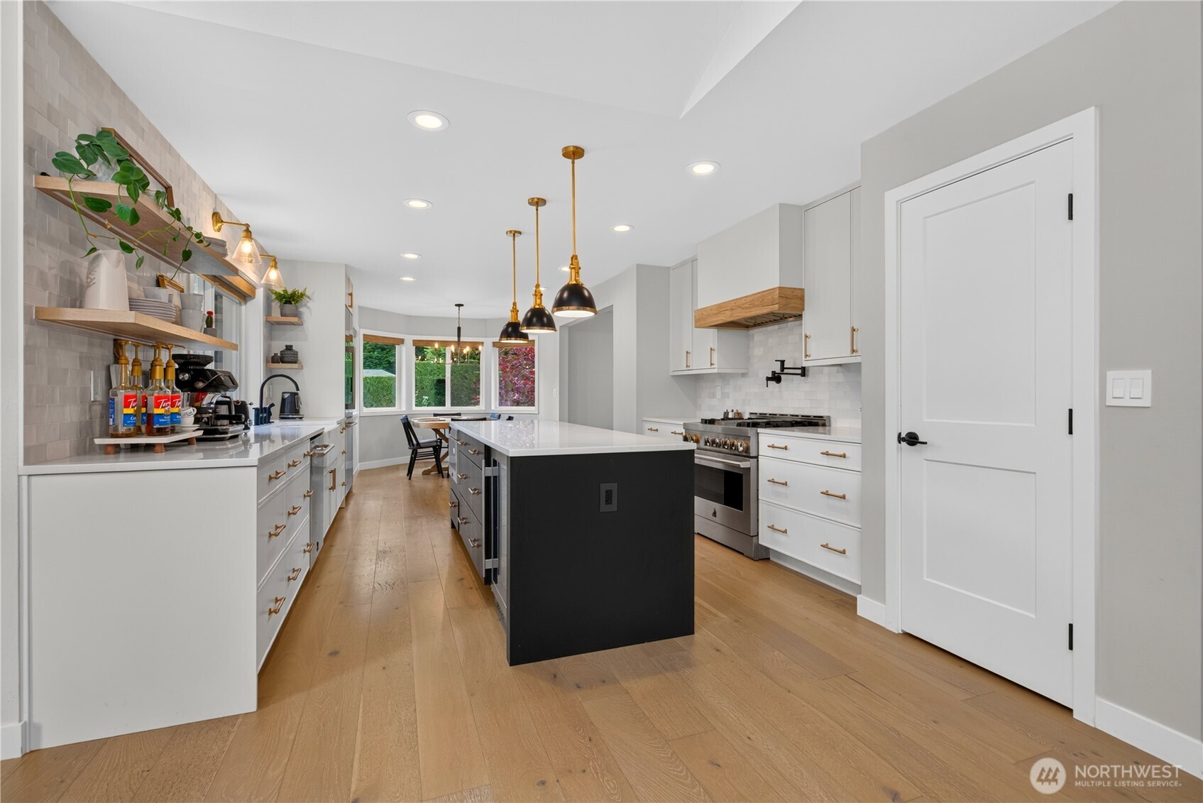 16700 61st Avenue Property Photo 9