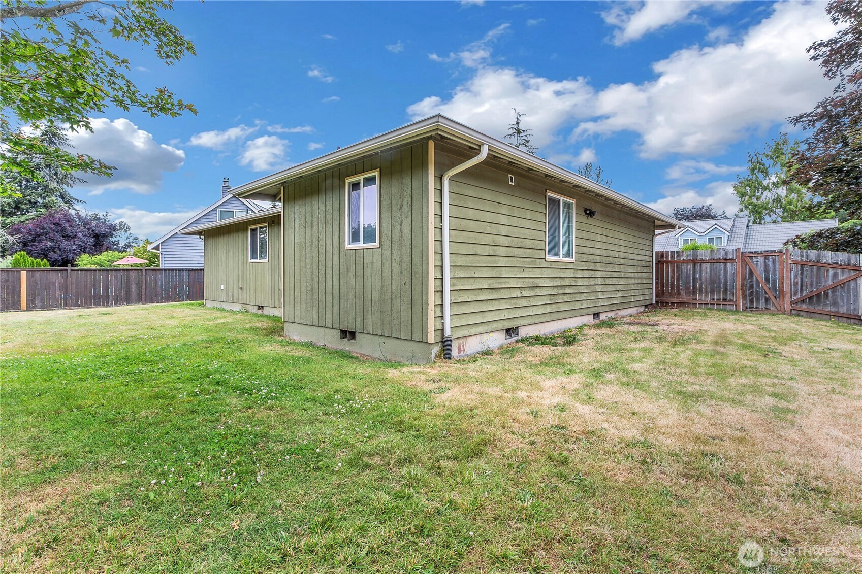 32219 14th Avenue Property Photo 6