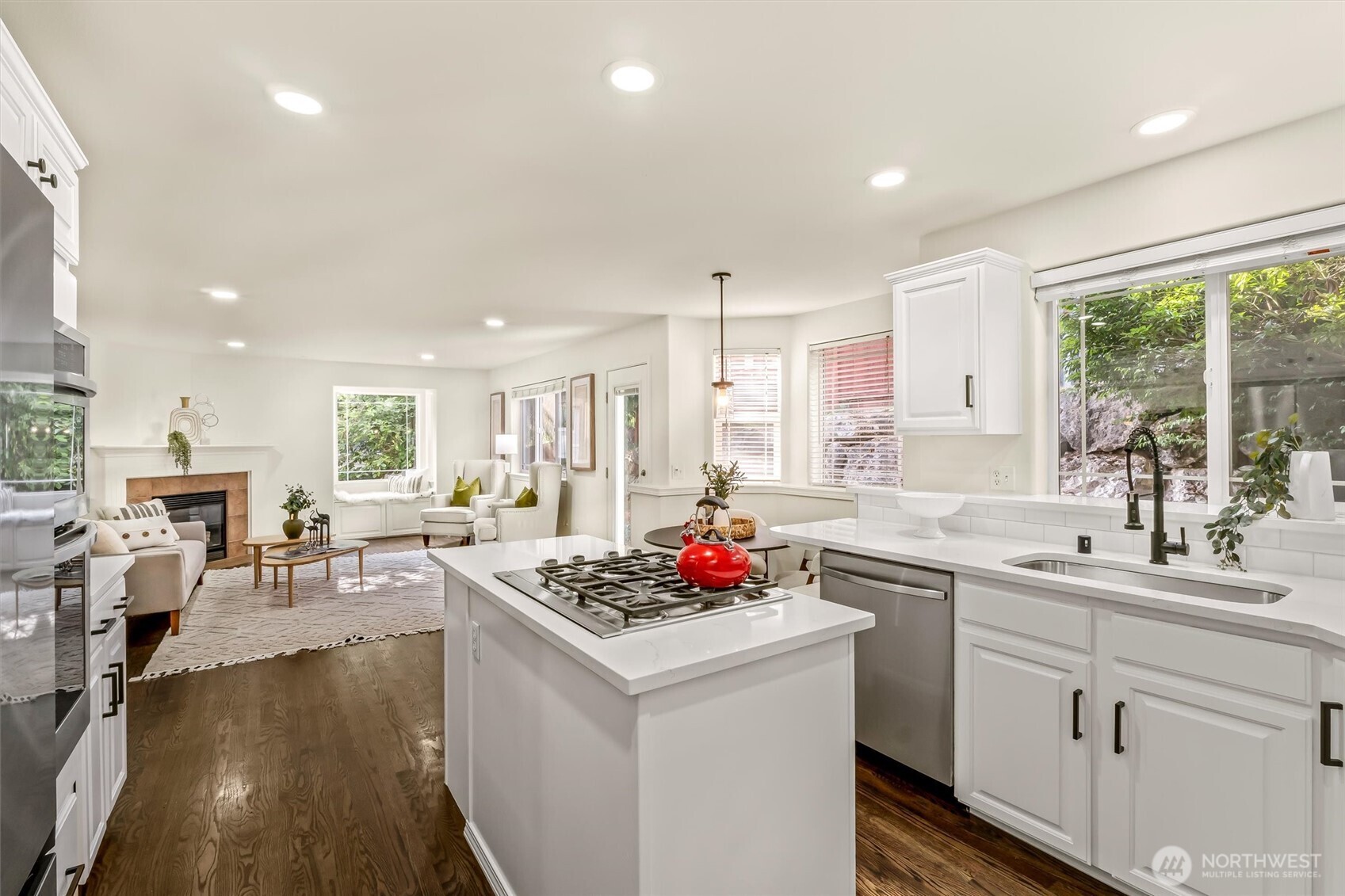 18121 129th Place Property Photo 14