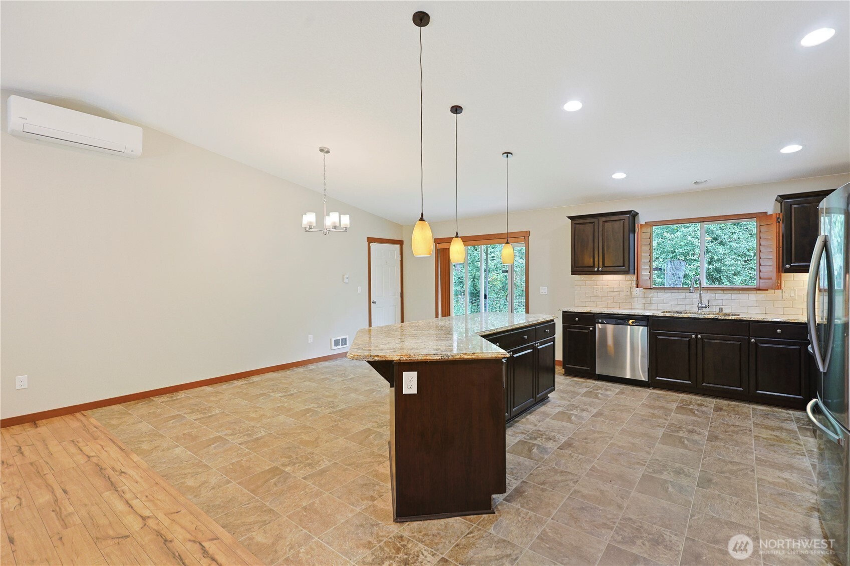 714 Tipsoo Loop Property Photo 11