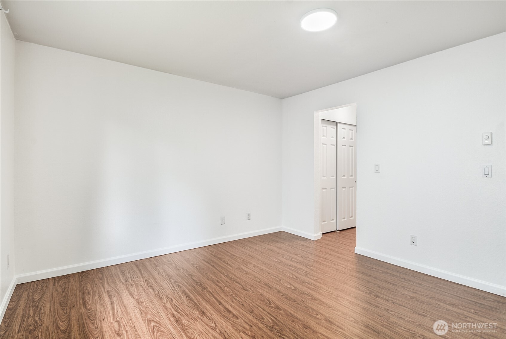 12037 100th Avenue 206 Property Photo 6