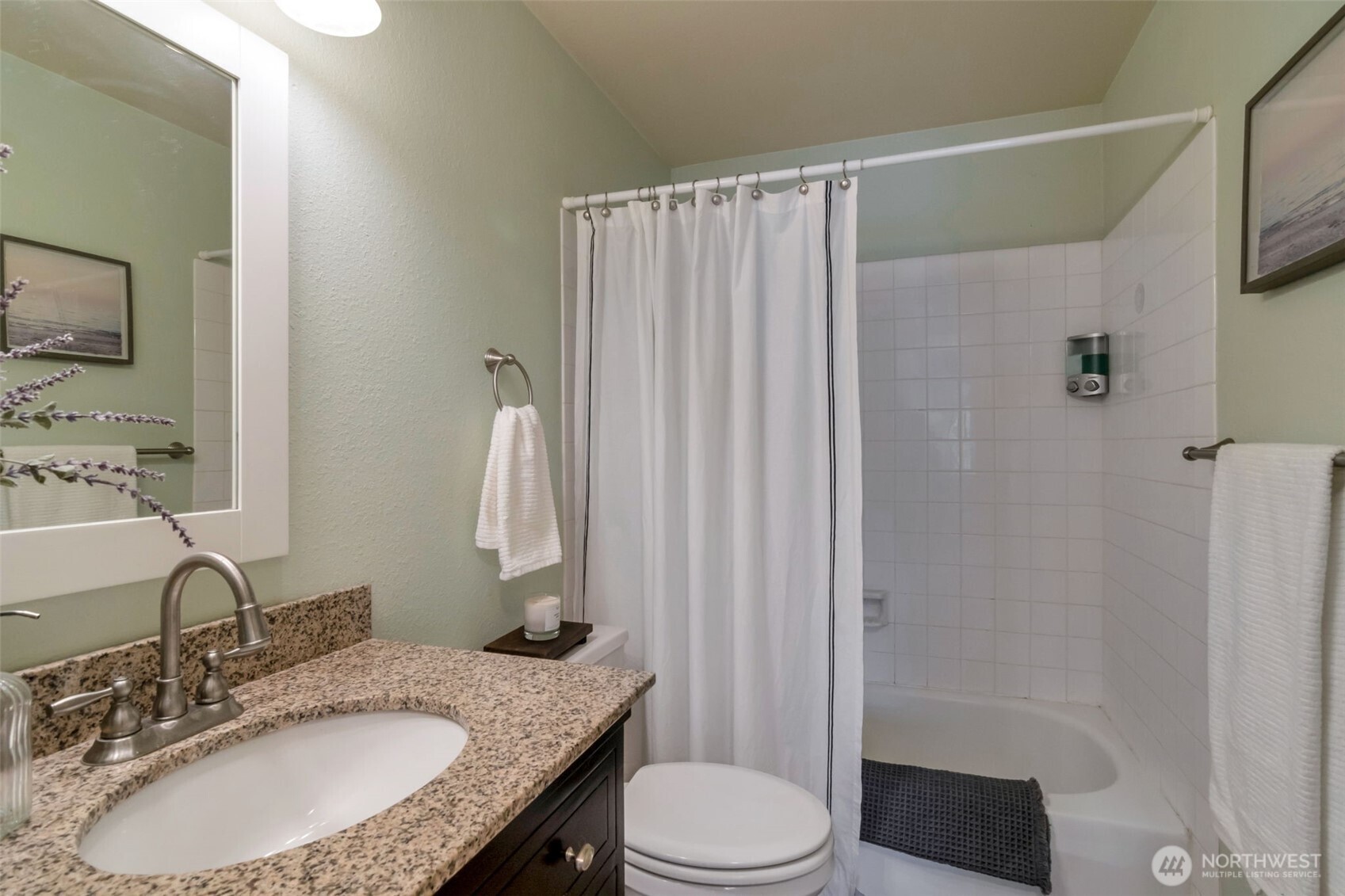 10520 Ne 136th Place Property Photo 6