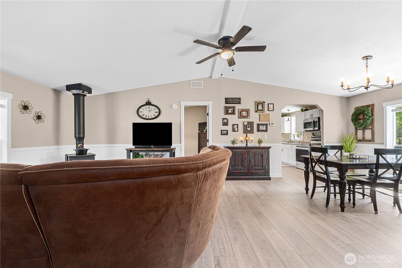 4562 Lessig Road A Property Photo 18