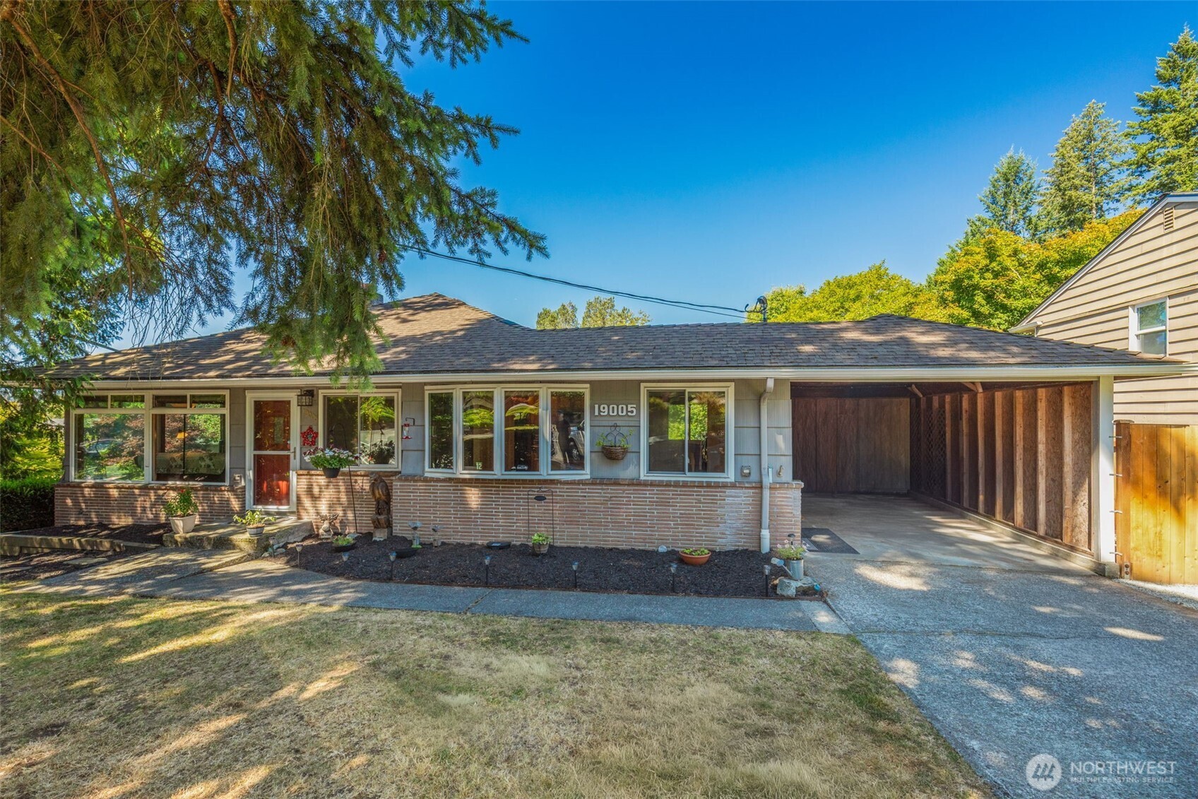 19005 104th Avenue Property Photo 2