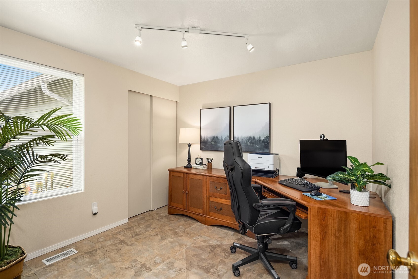 28010 129th Place Property Photo 17