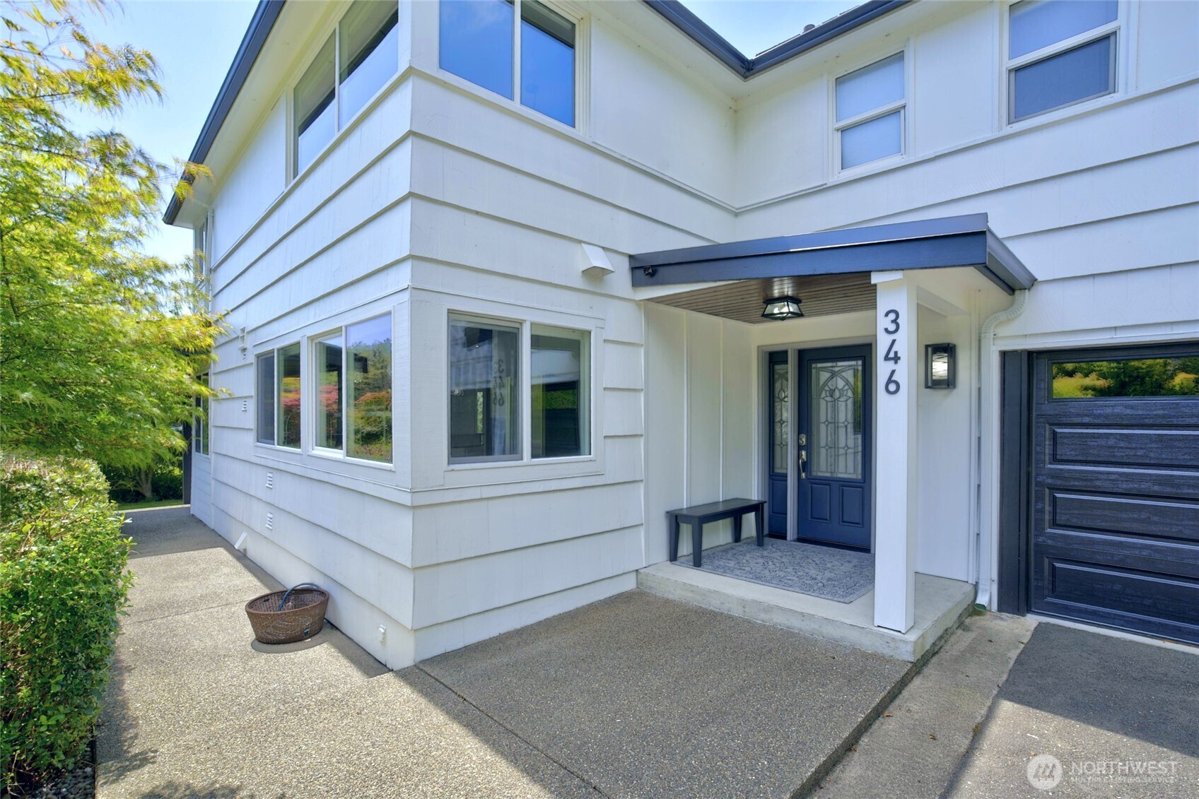 346 Lawrence Street Property Photo 2