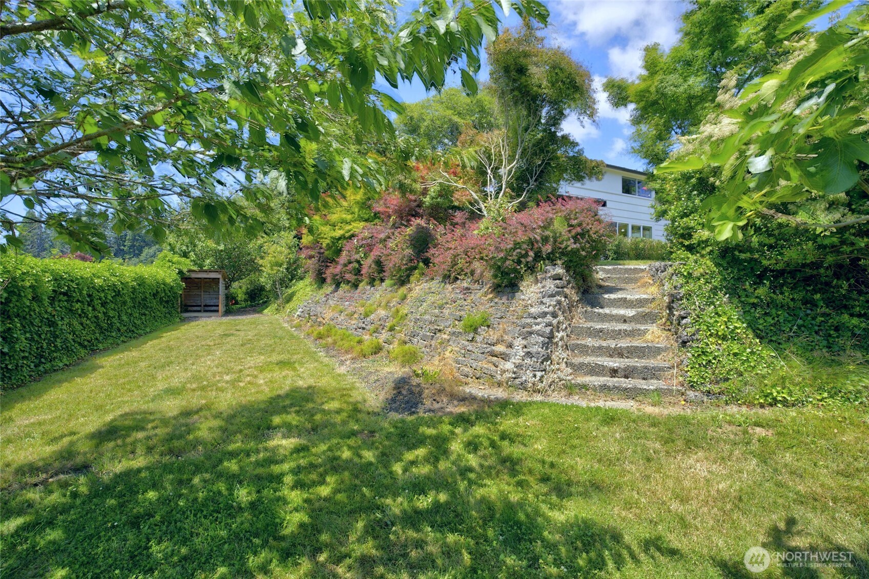 346 Lawrence Street Property Photo 35