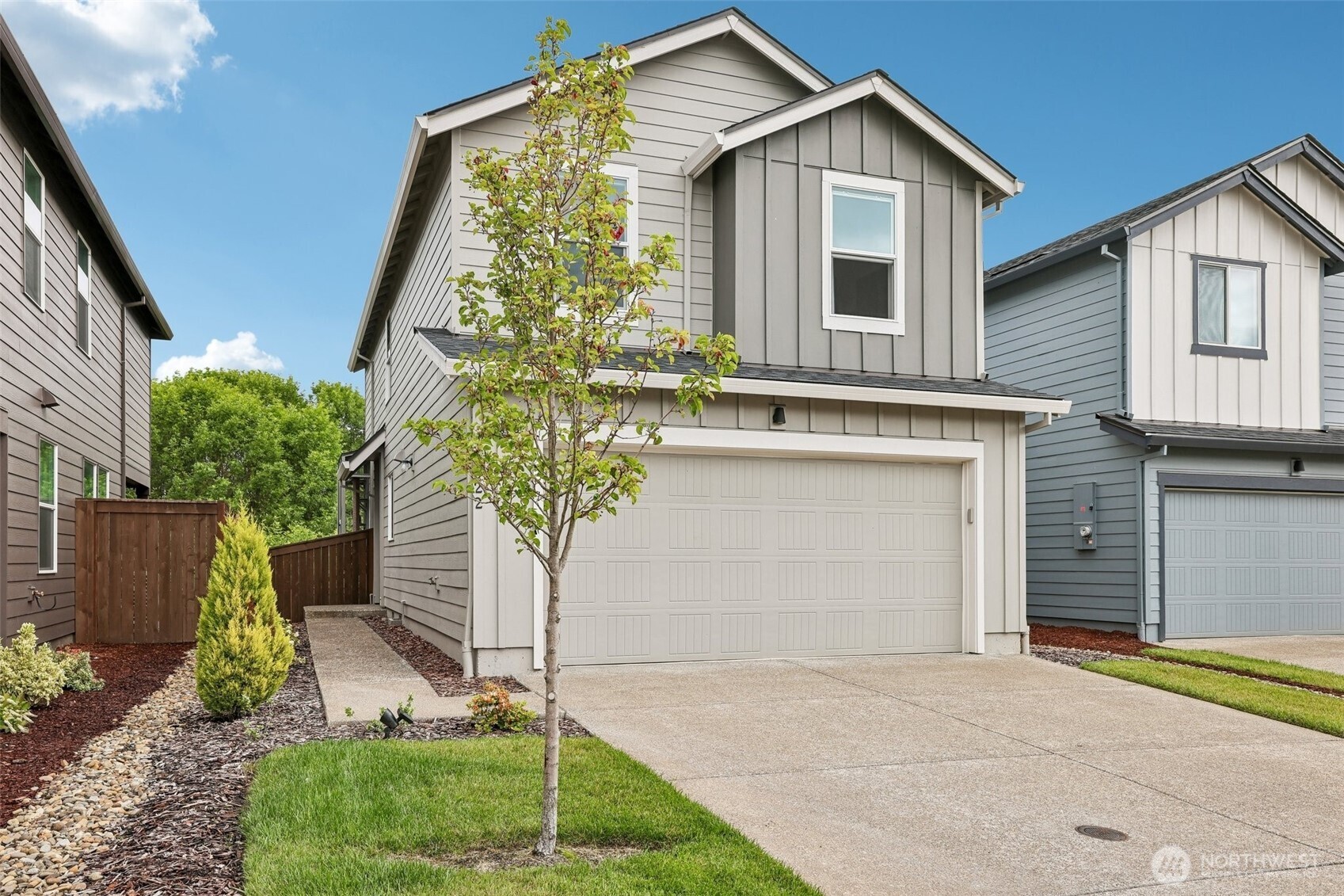922 Nw 175th Way Property Photo 1