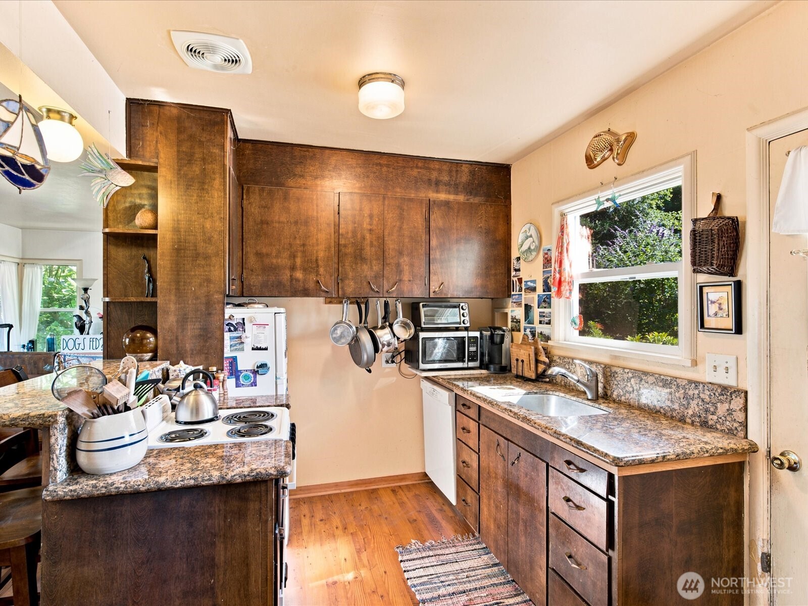 2715 50th Avenue Property Photo 5