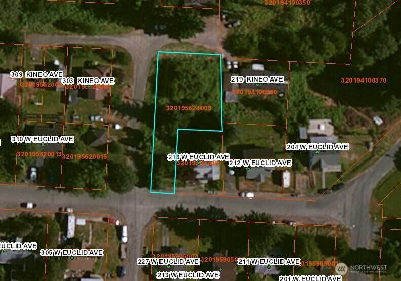 2 Xx Euclid Avenue Property Photo 13