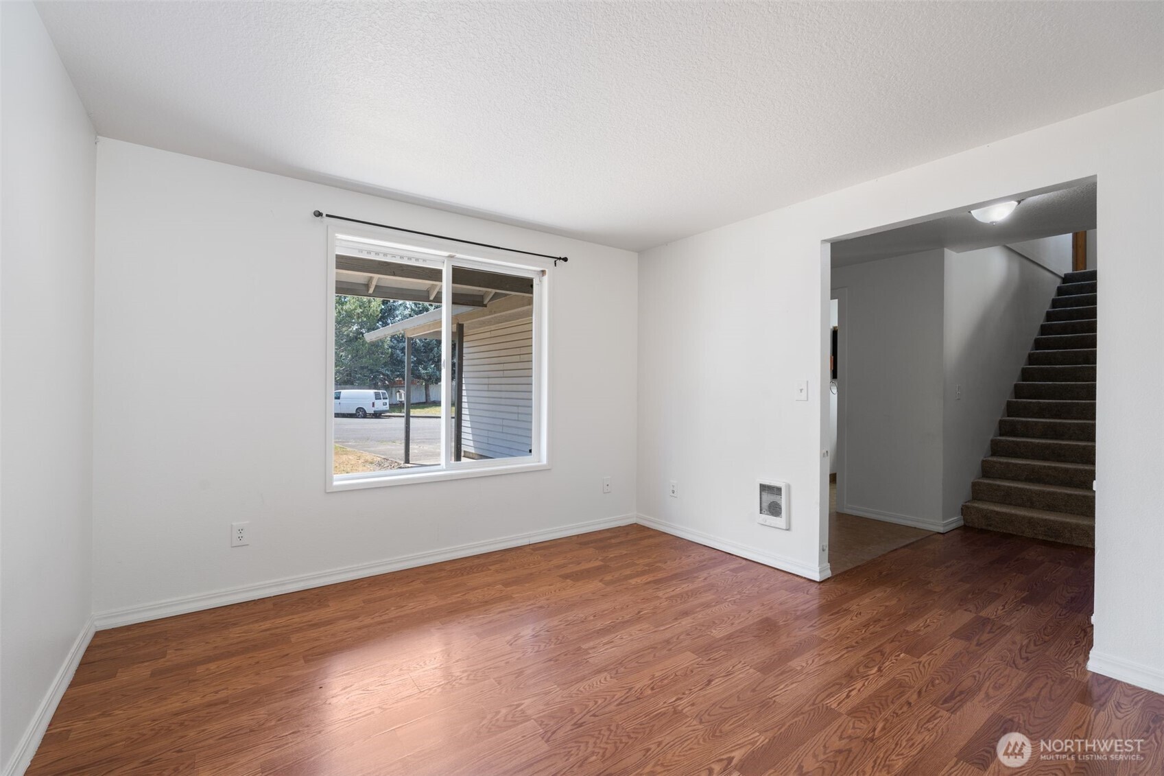 14620 Se 8th Street Property Photo 10