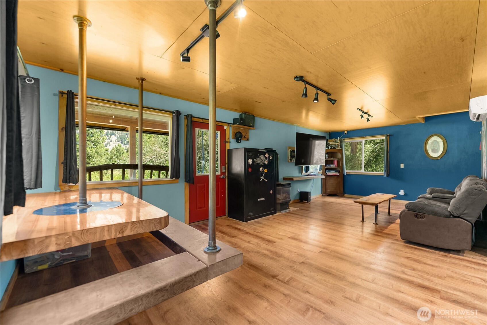 43 Davelaar Drive Property Photo 10