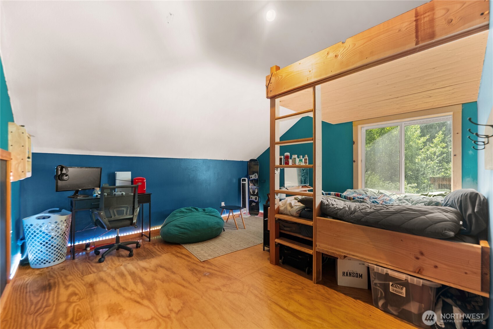 43 Davelaar Drive Property Photo 26