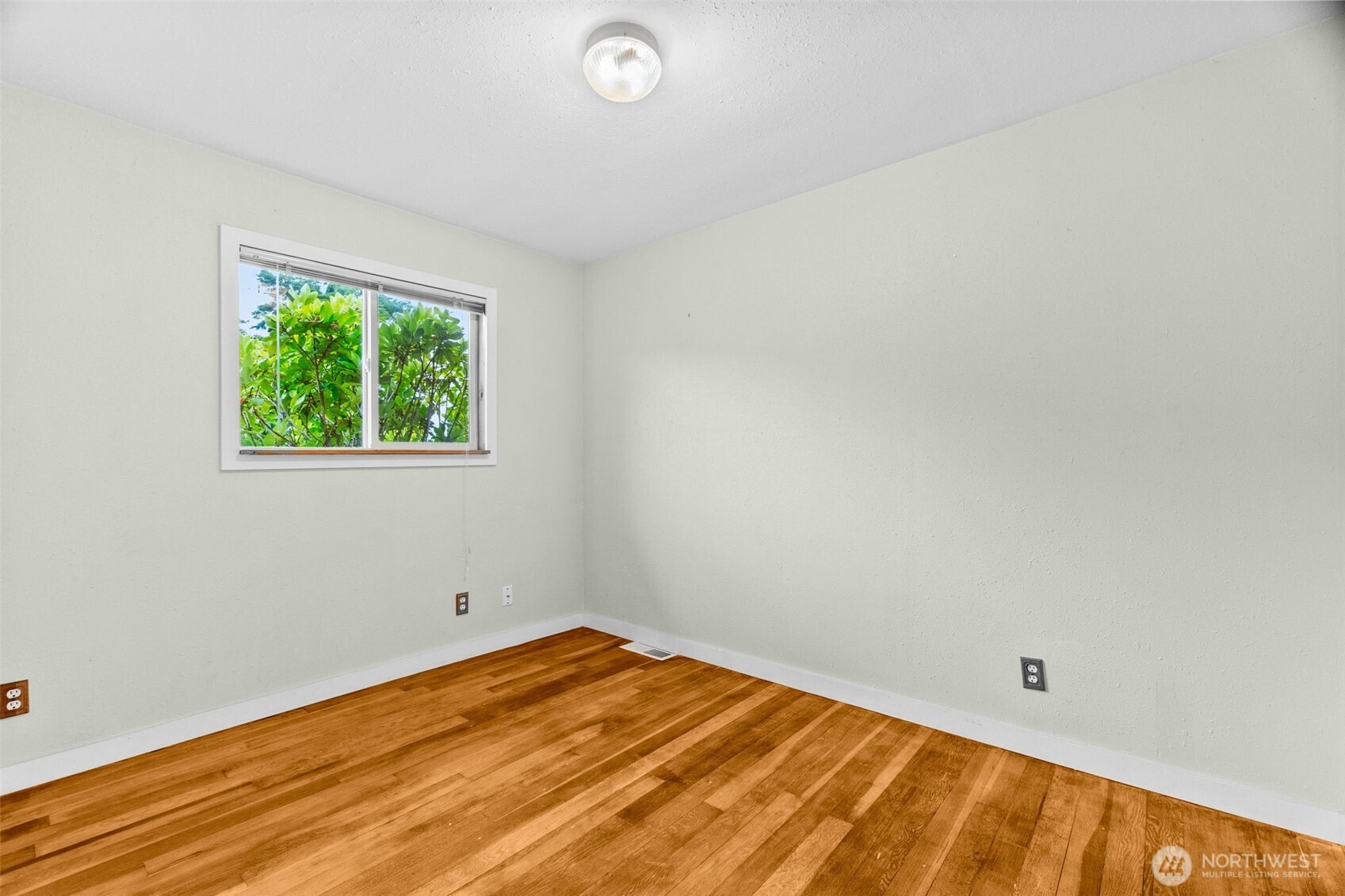 504 G Street Property Photo 20