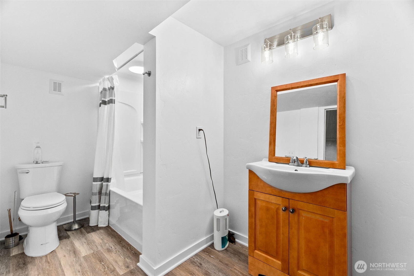 504 G Street Property Photo 24