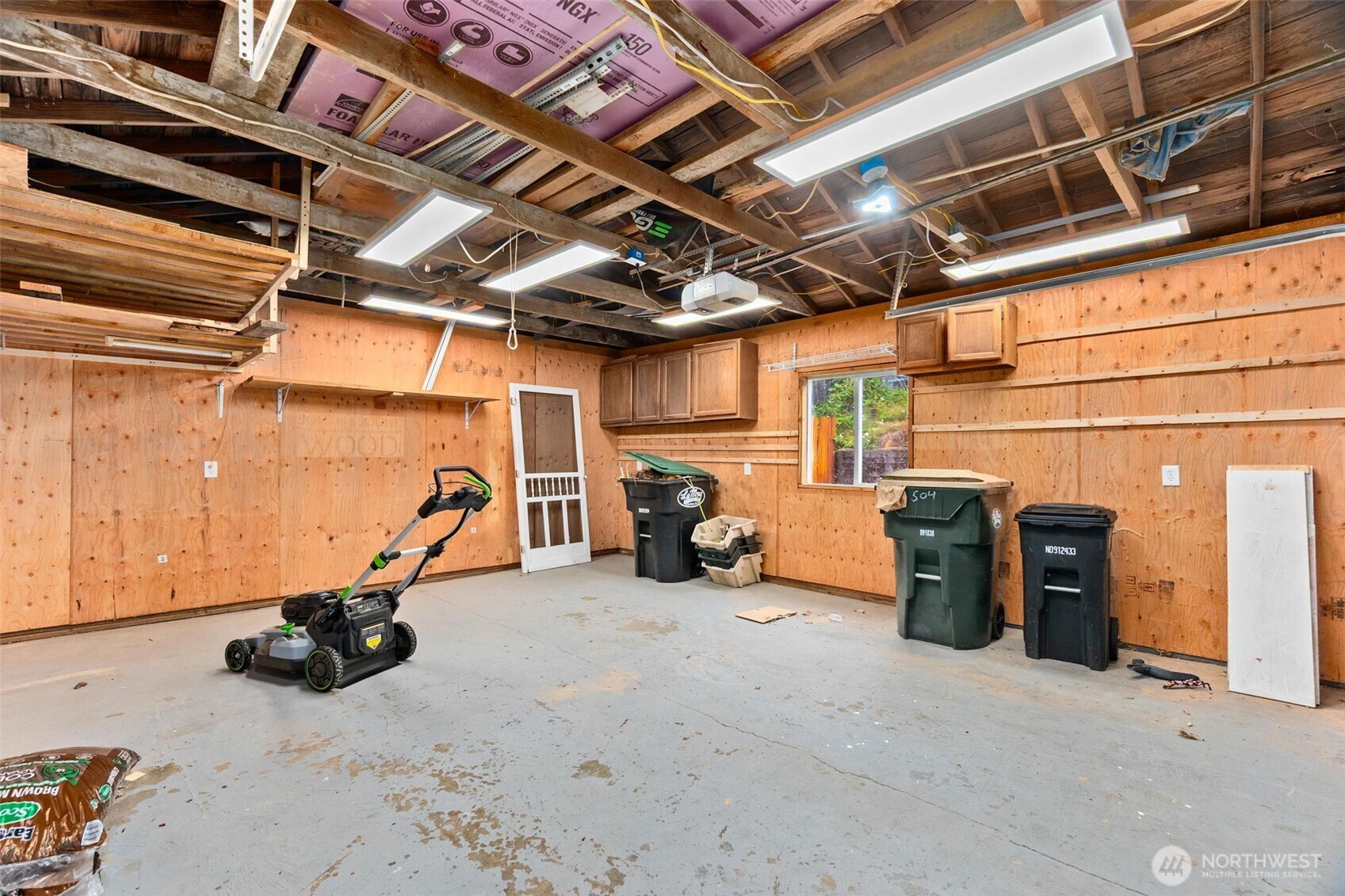 504 G Street Property Photo 35
