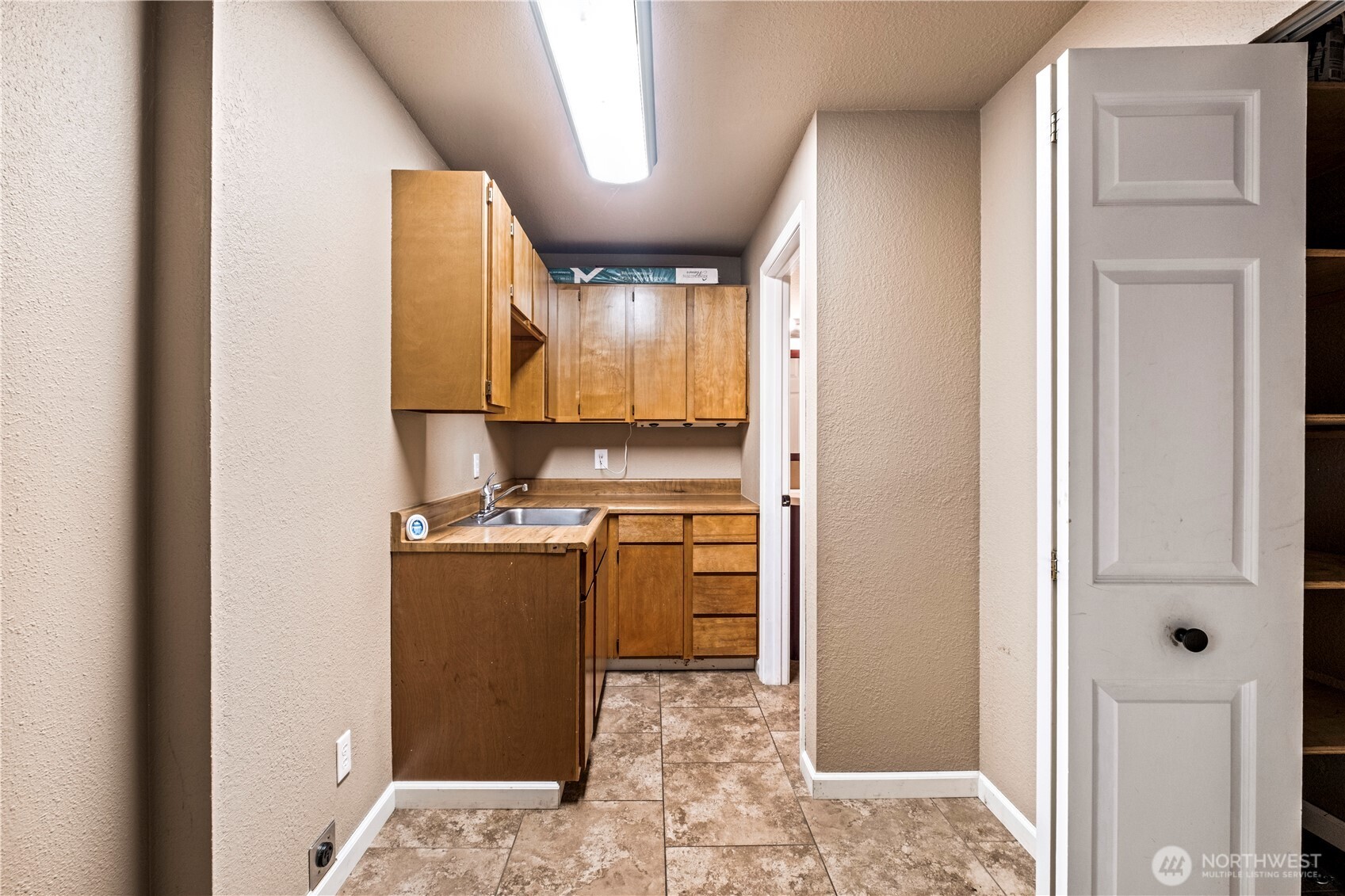 31503 Us 2 Property Photo 15