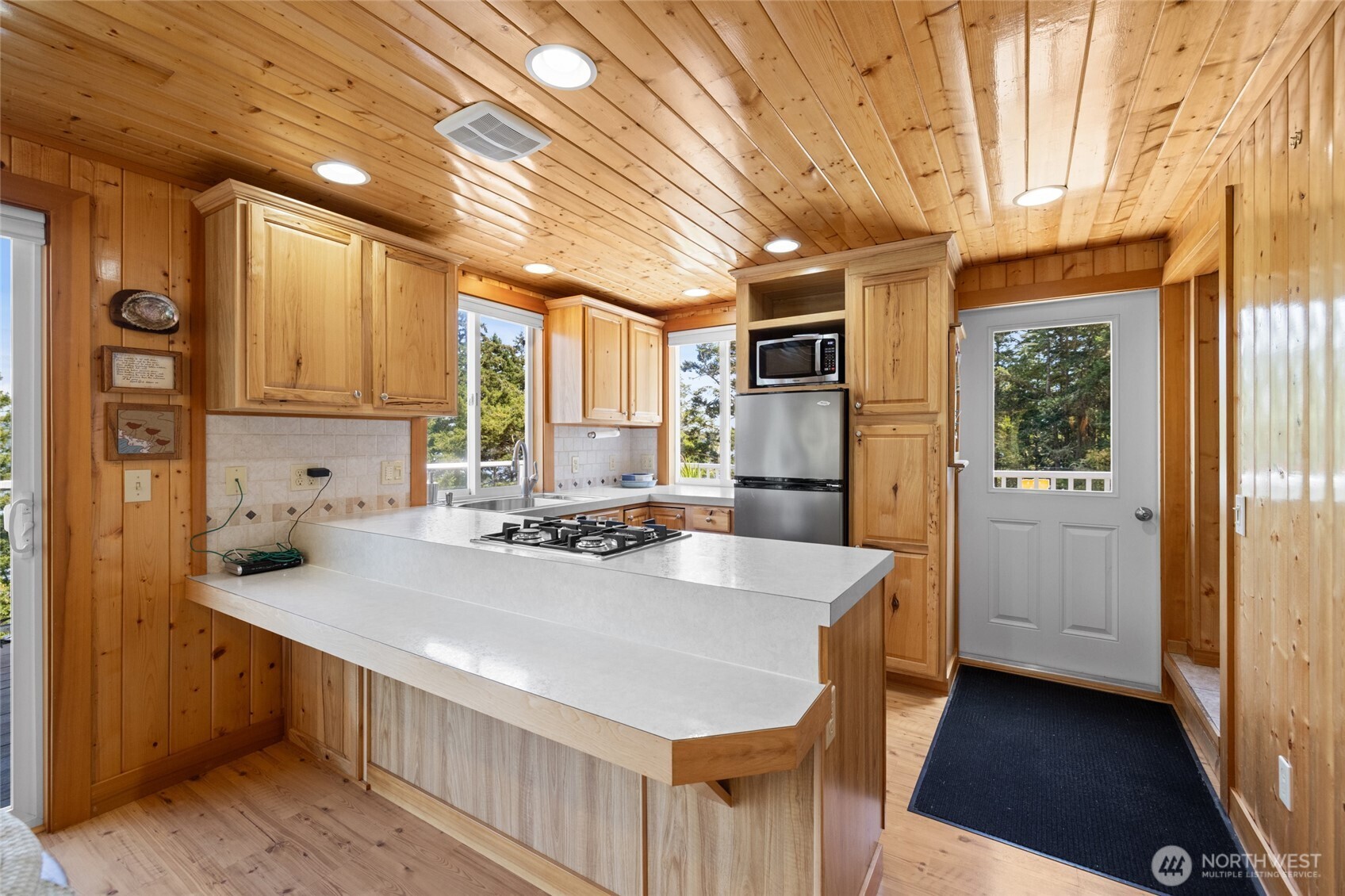 437 Sunrise Road Property Photo 6