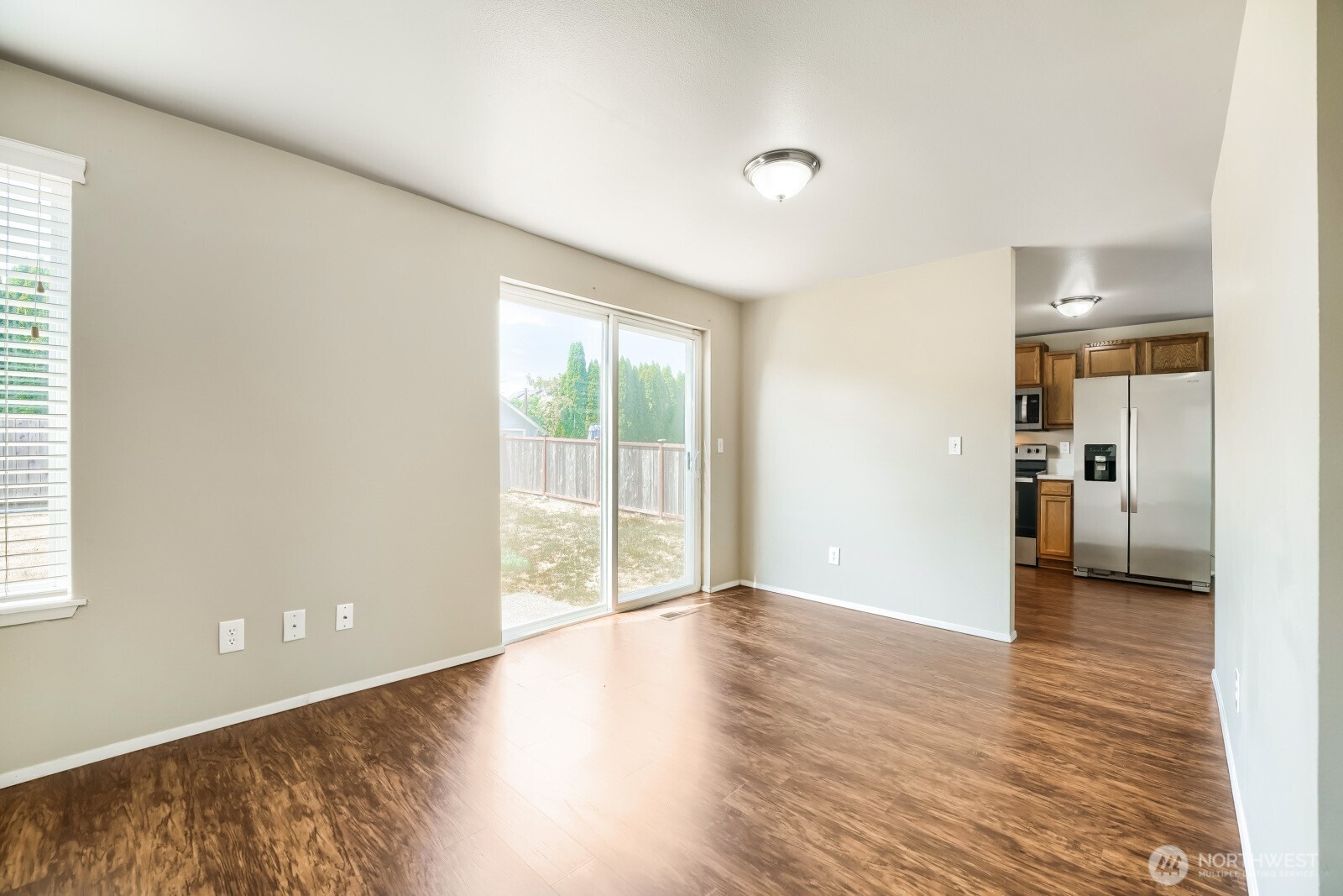 4206 N Pearl Street Property Photo 7