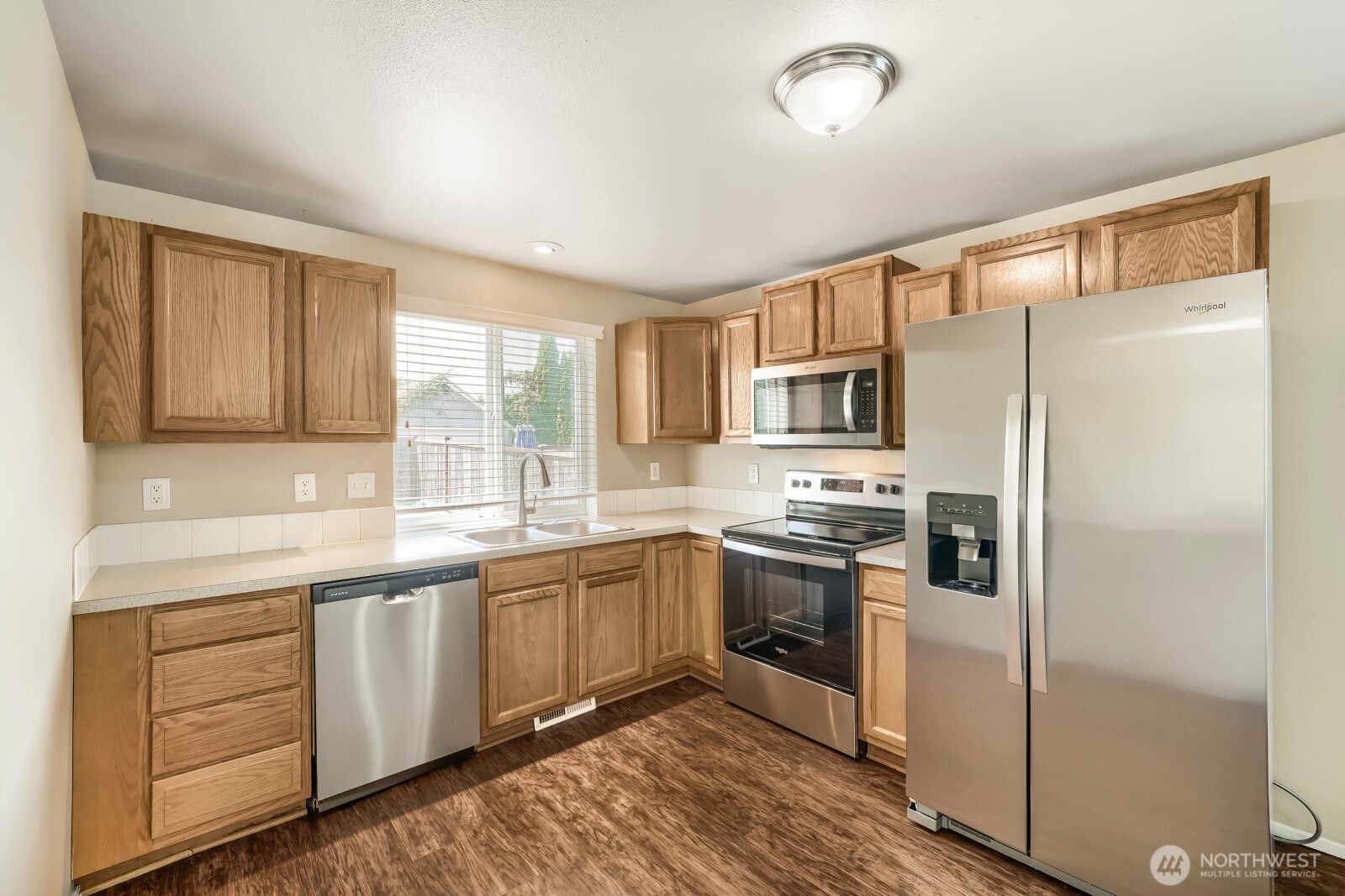 4206 N Pearl Street Property Photo 8