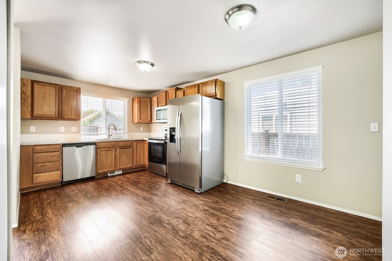 4206 N Pearl Street Property Photo 10