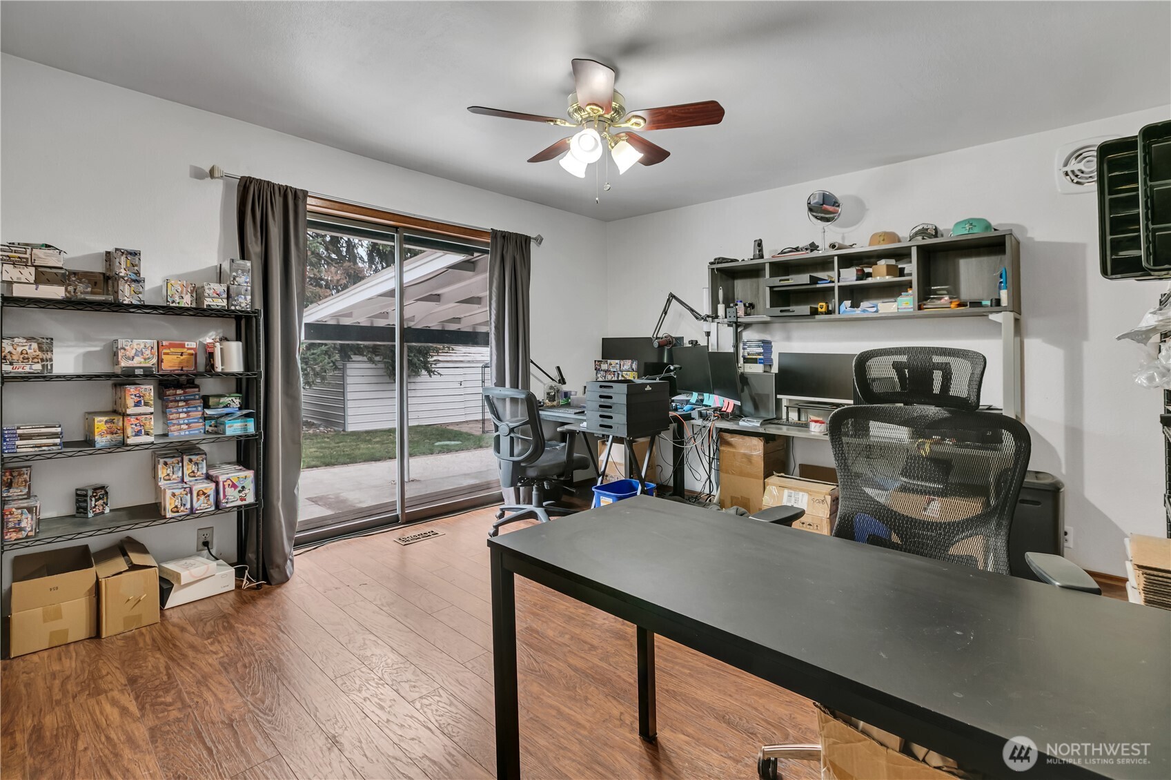 15115 74th Street Property Photo 9