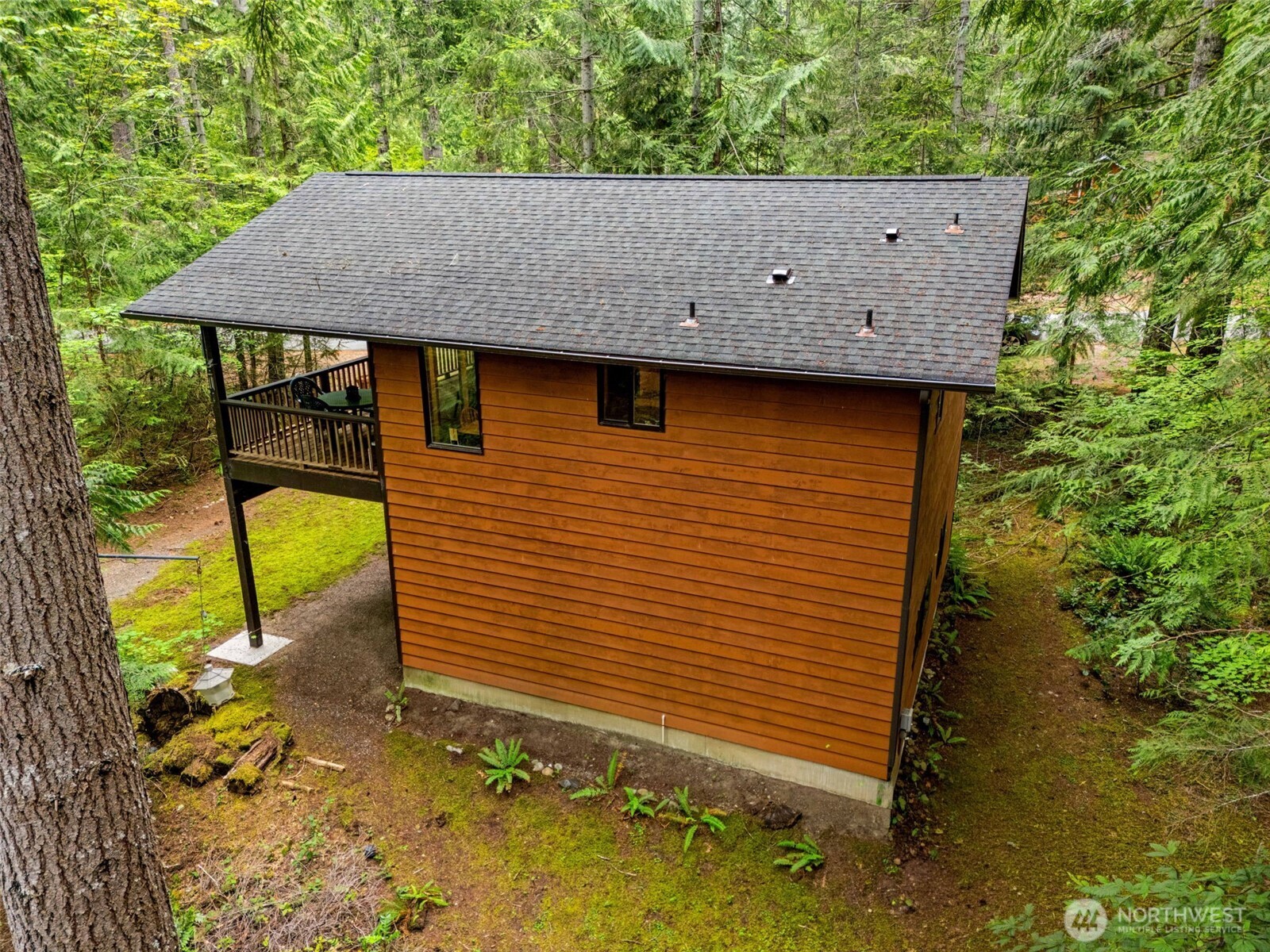 390 N Potlatch Property Photo 6