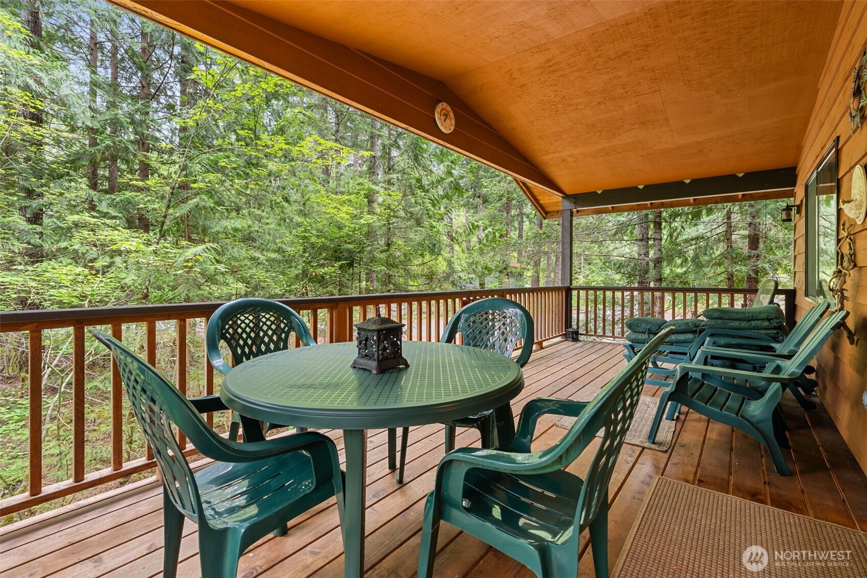 390 N Potlatch Property Photo 25