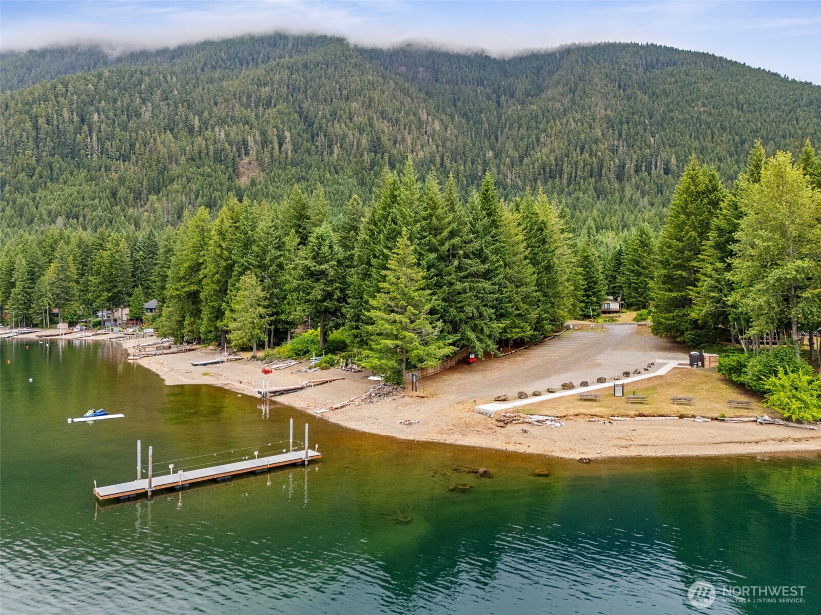 390 N Potlatch Property Photo 33